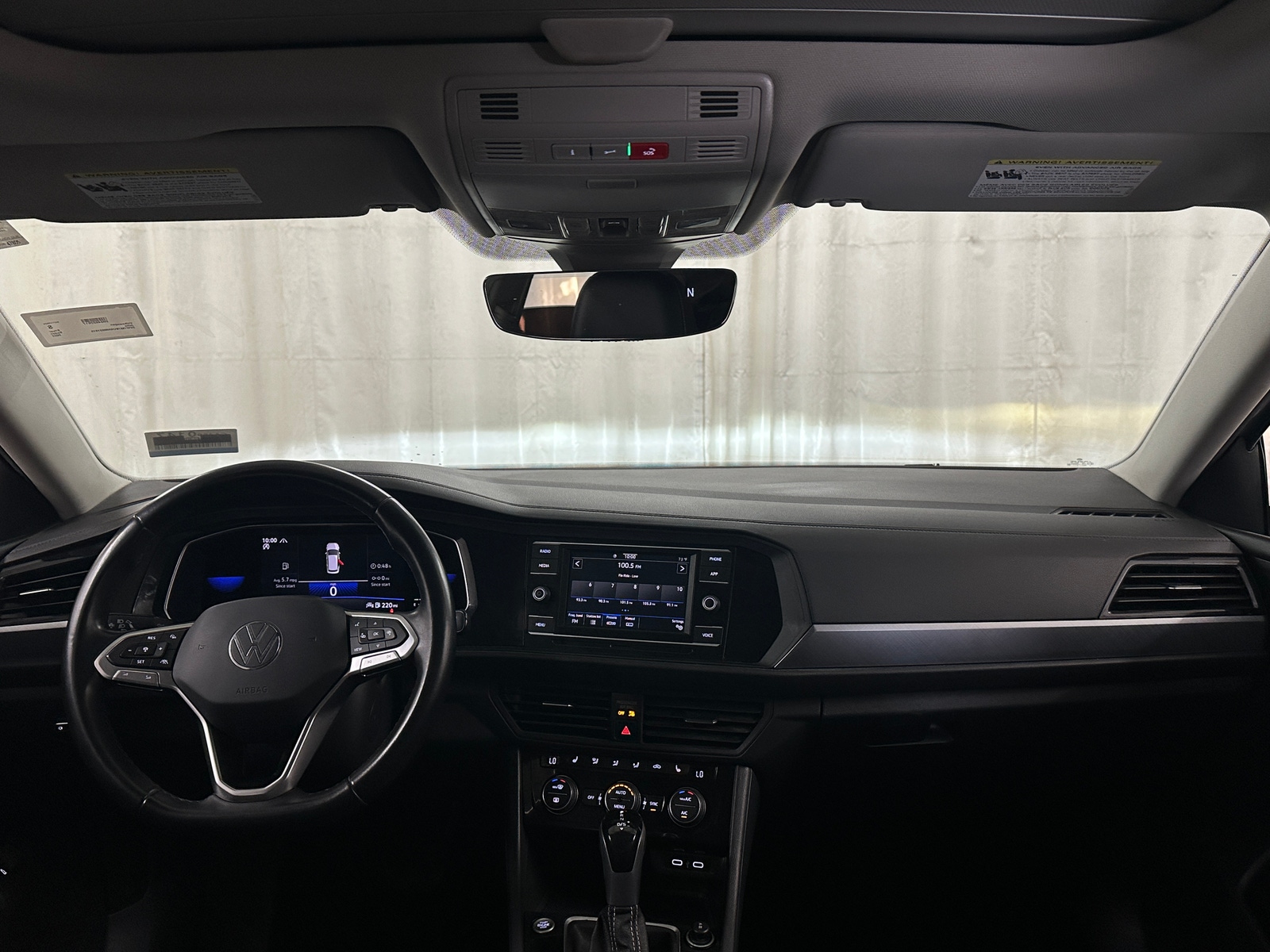 Thumbnail: 2022 Volkswagen Jetta - 2