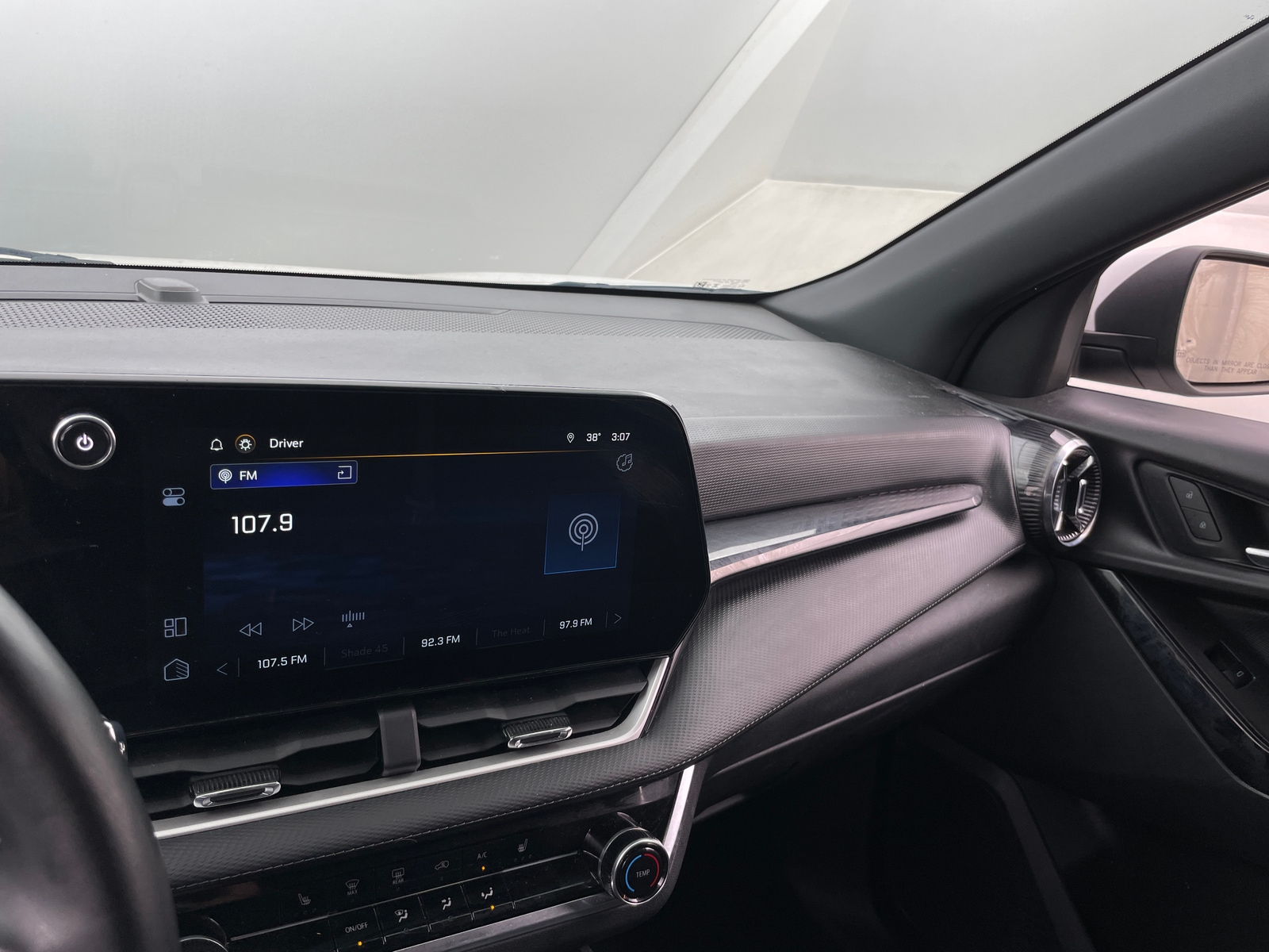 Thumbnail: 2025 Chevrolet Equinox - 4