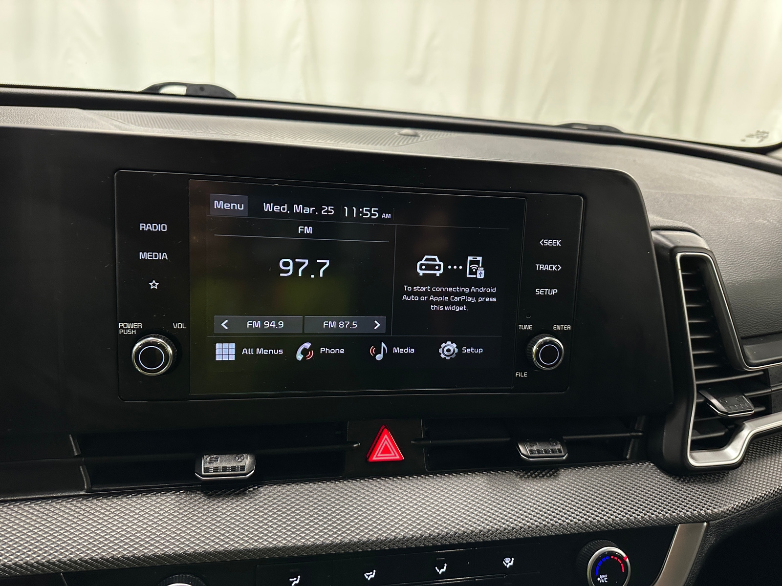 Thumbnail: 2025 Kia Sportage - 4