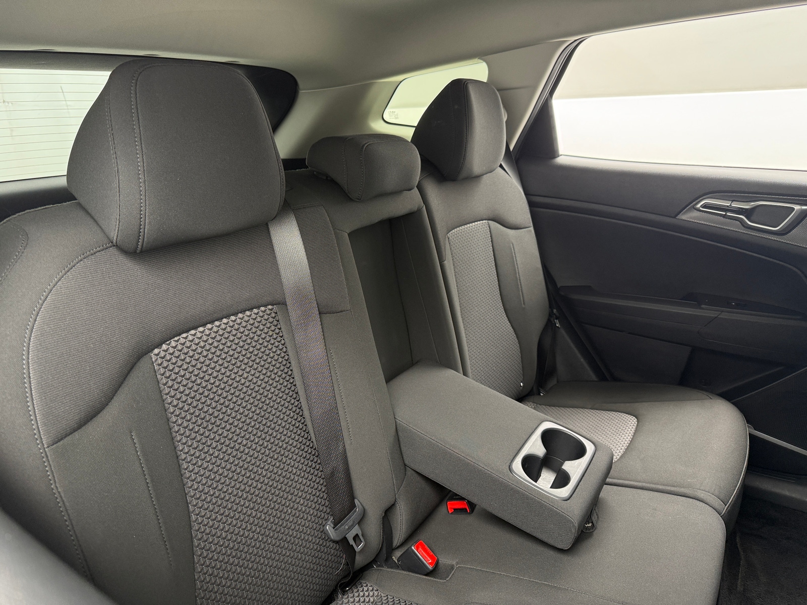 Thumbnail: 2025 Kia Sportage - 6