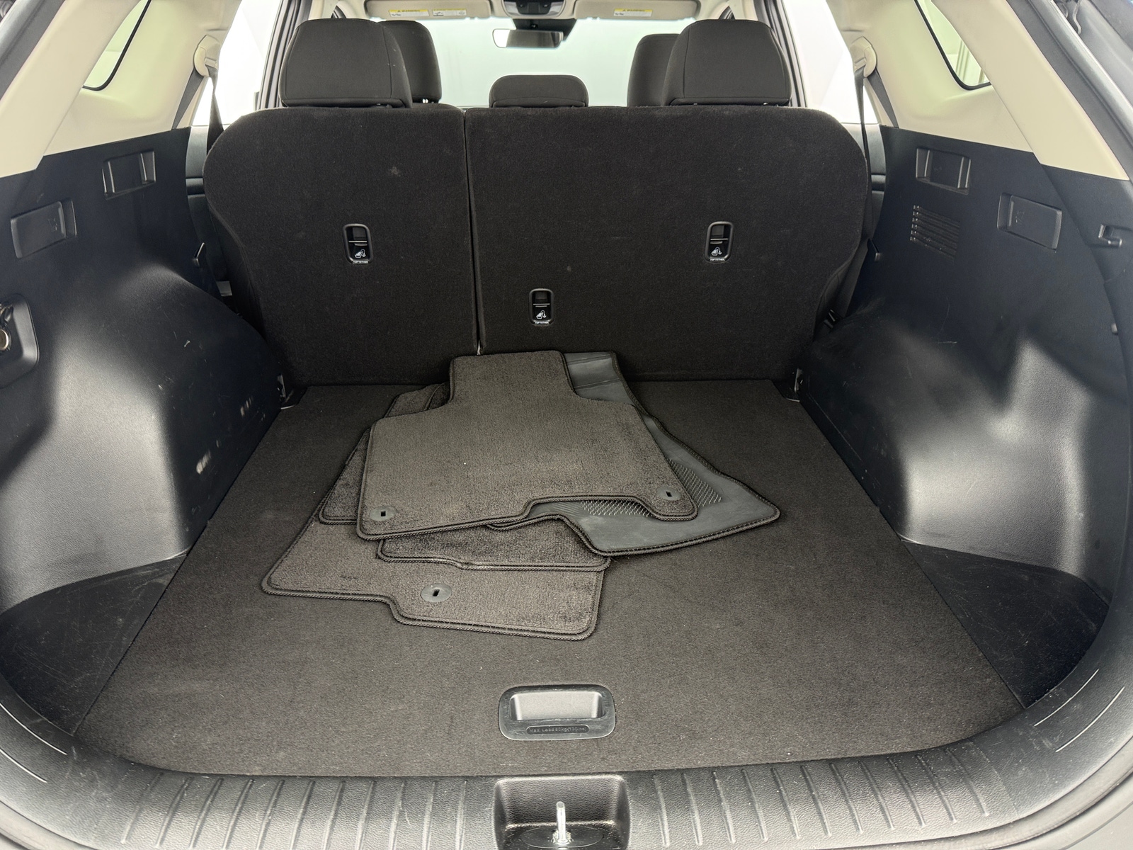 Thumbnail: 2025 Kia Sportage - 7