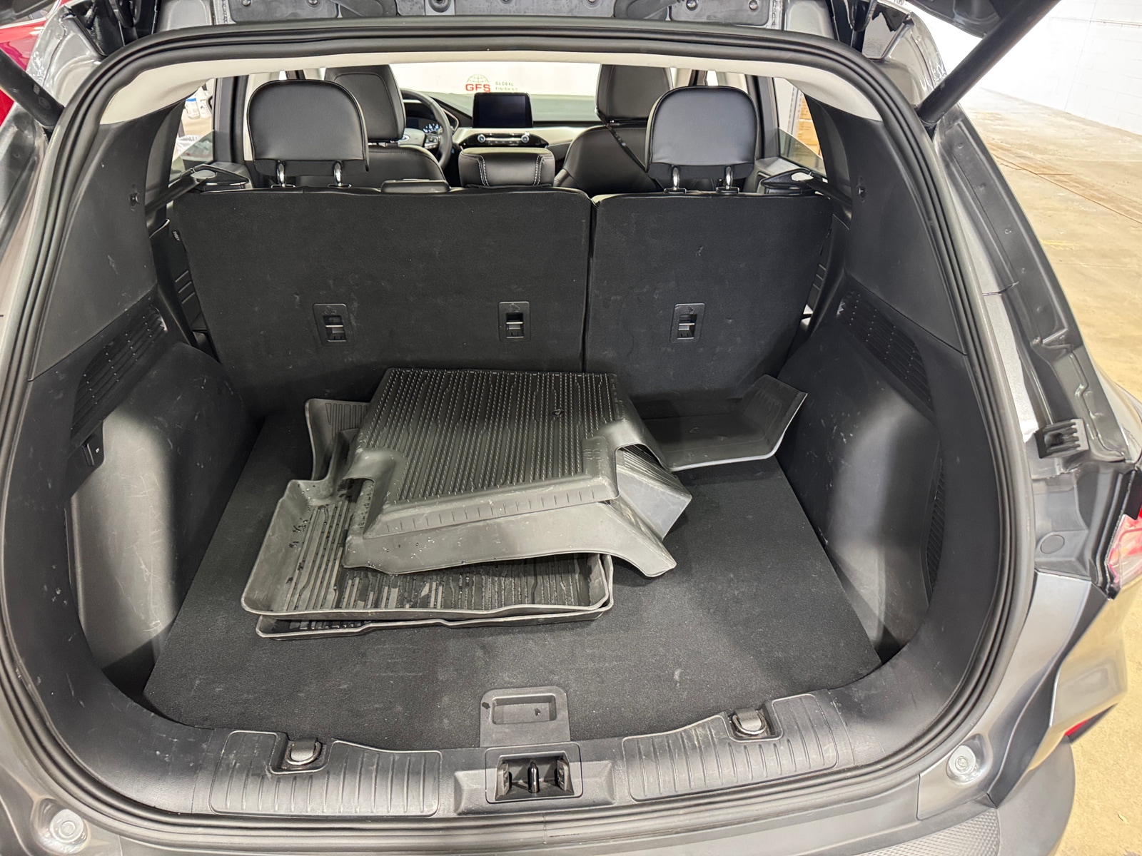 Thumbnail: 2022 Ford Escape - 6