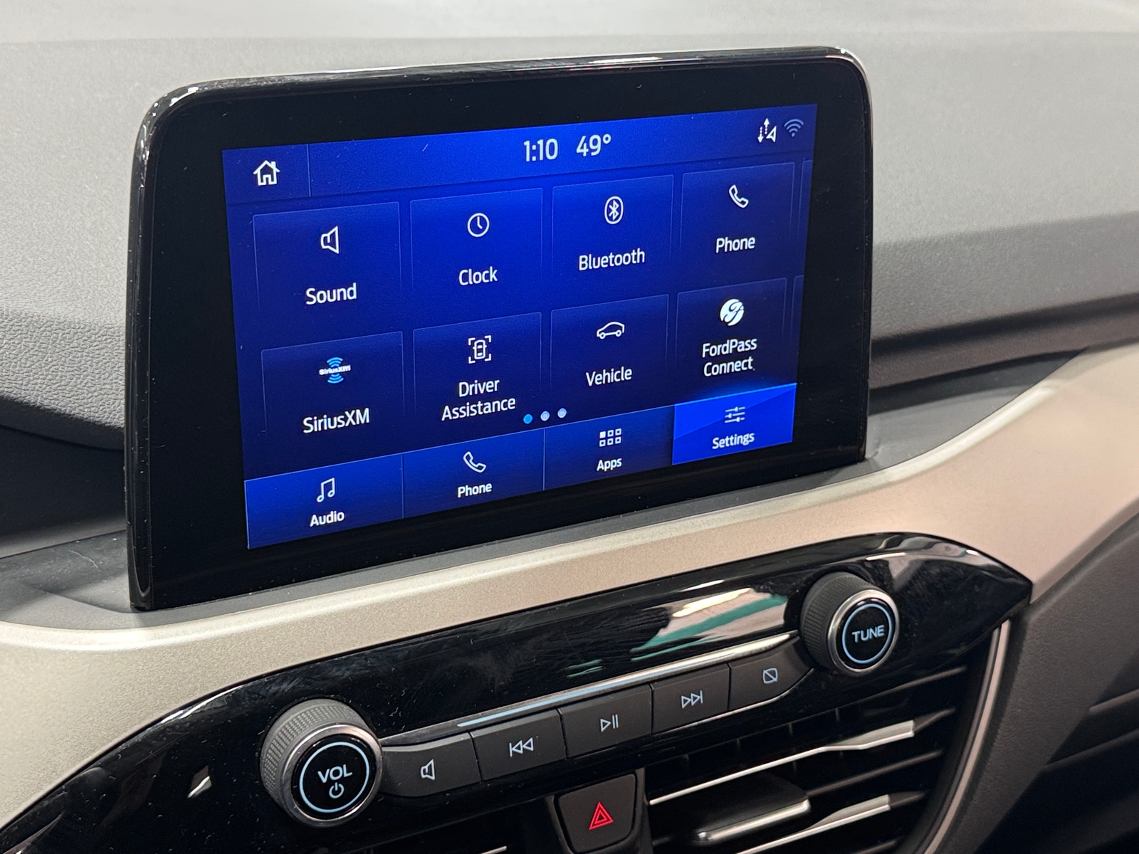 Thumbnail: 2022 Ford Escape - 3