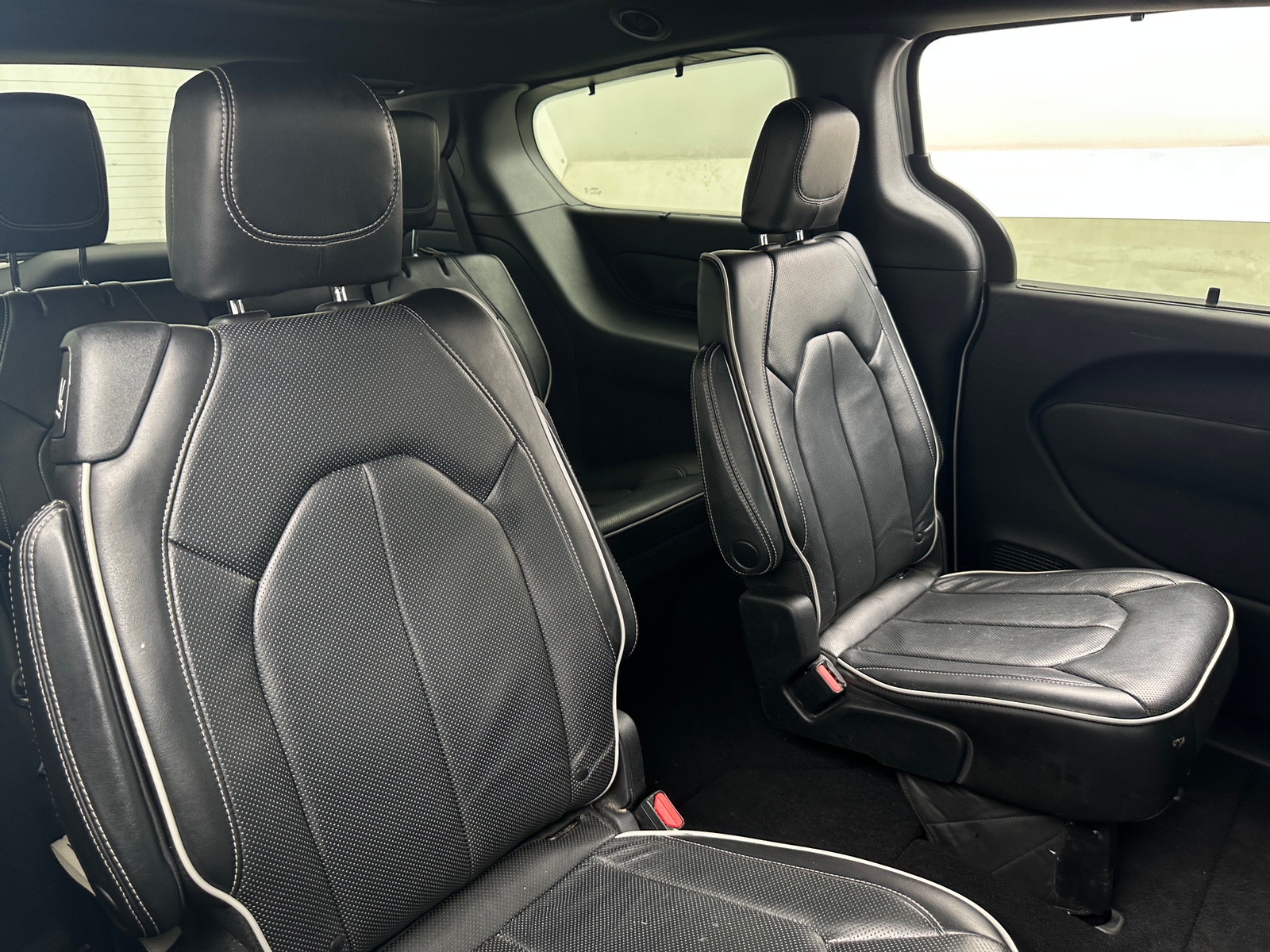 Thumbnail: 2020 Chrysler Pacifica - 5