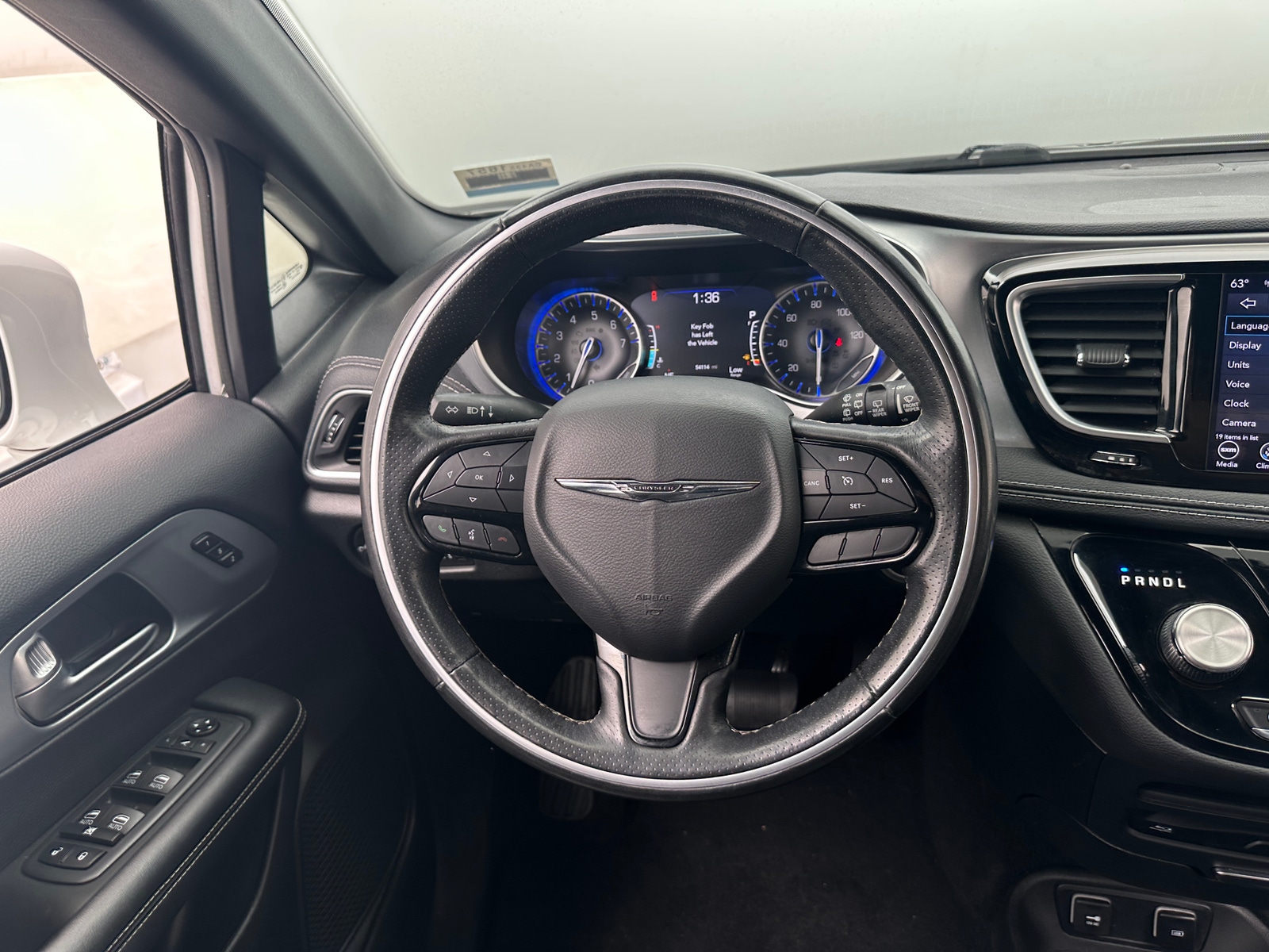 Thumbnail: 2020 Chrysler Pacifica - 4