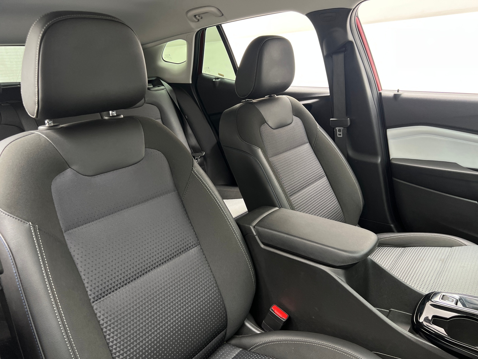 Thumbnail: 2025 Chevrolet Trax - 2