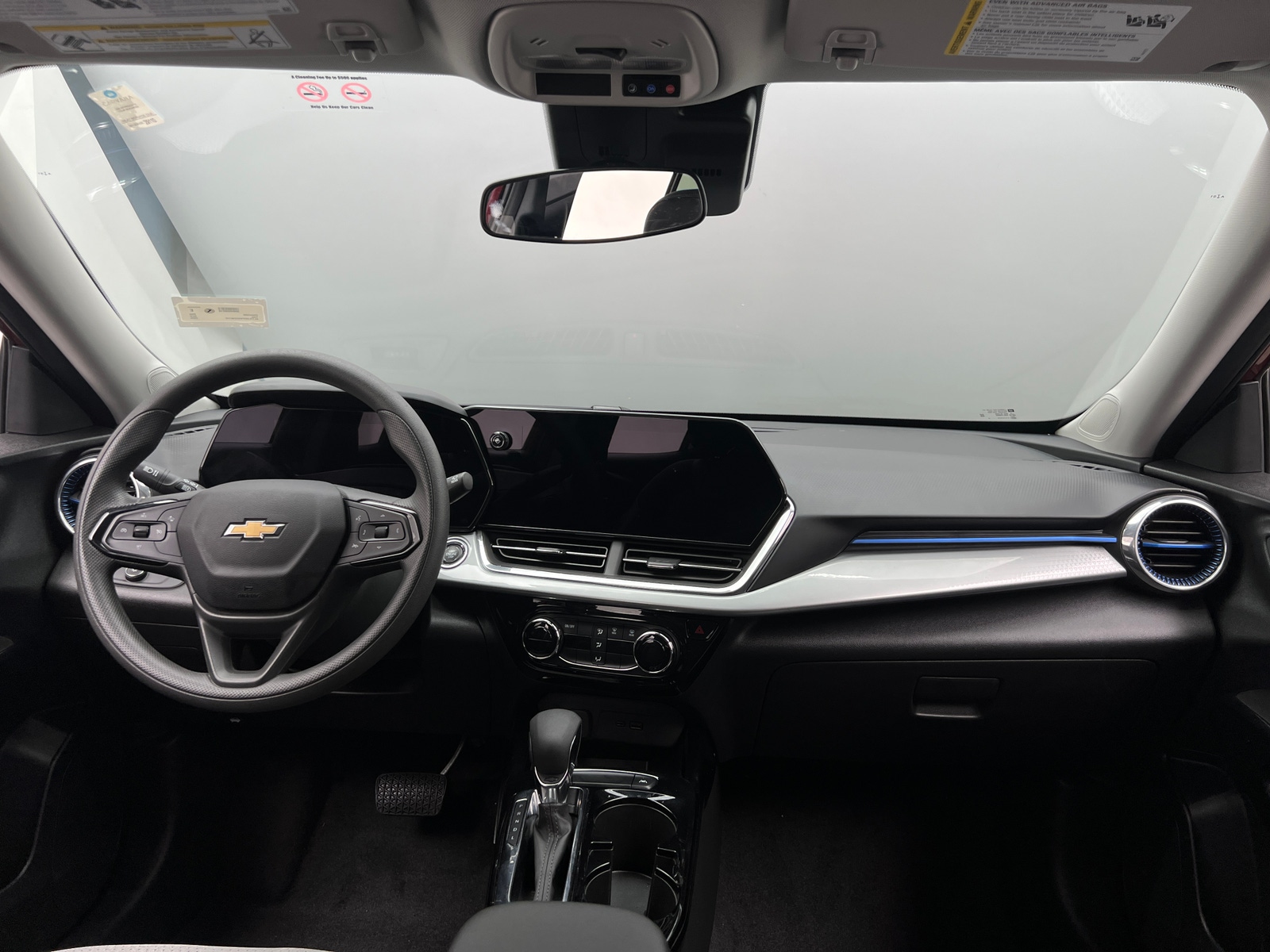 Thumbnail: 2025 Chevrolet Trax - 3