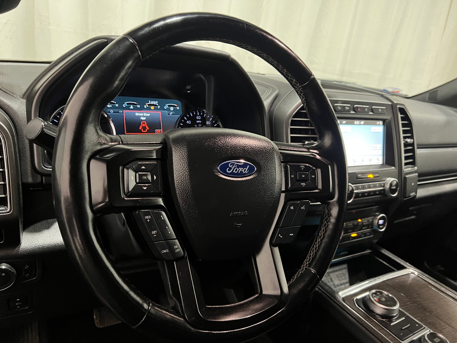 Thumbnail: 2018 Ford Expedition - 4