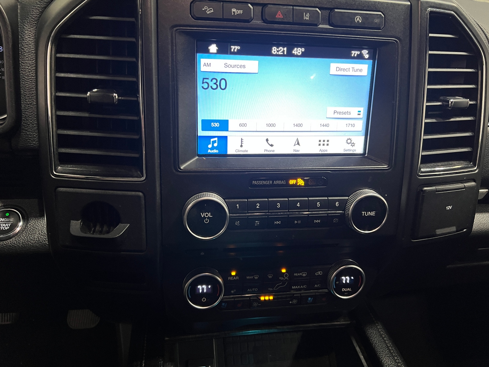 Thumbnail: 2018 Ford Expedition - 3