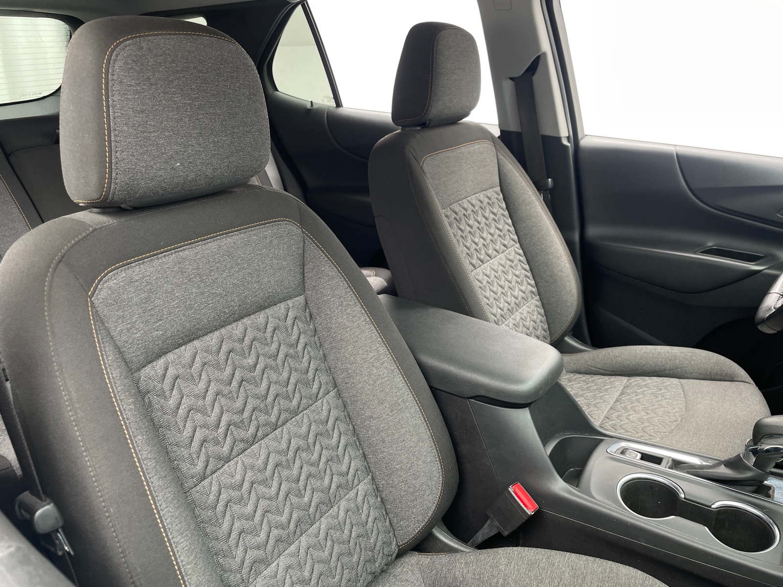 Thumbnail: 2022 Chevrolet Equinox - 2