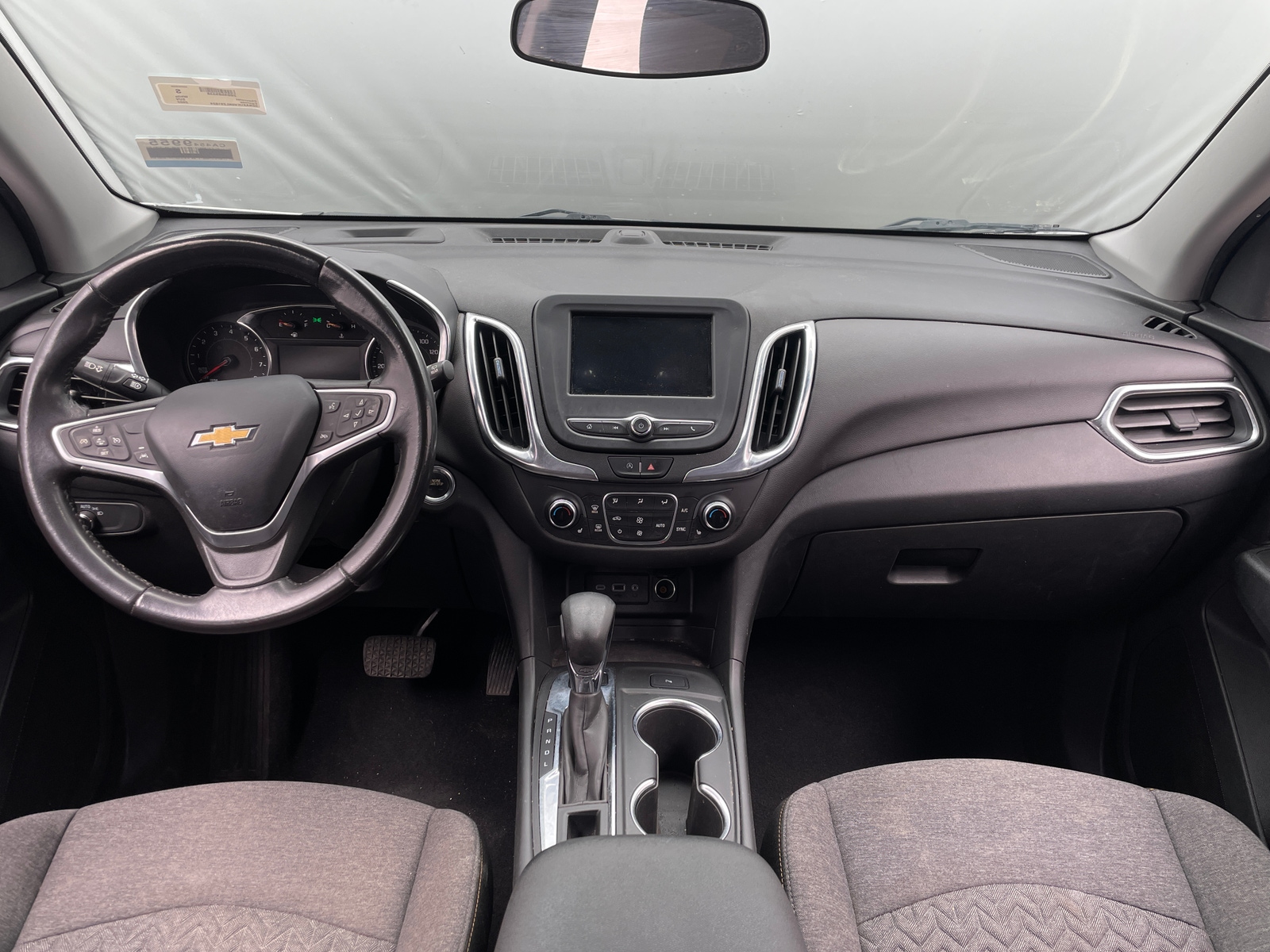 Thumbnail: 2022 Chevrolet Equinox - 3