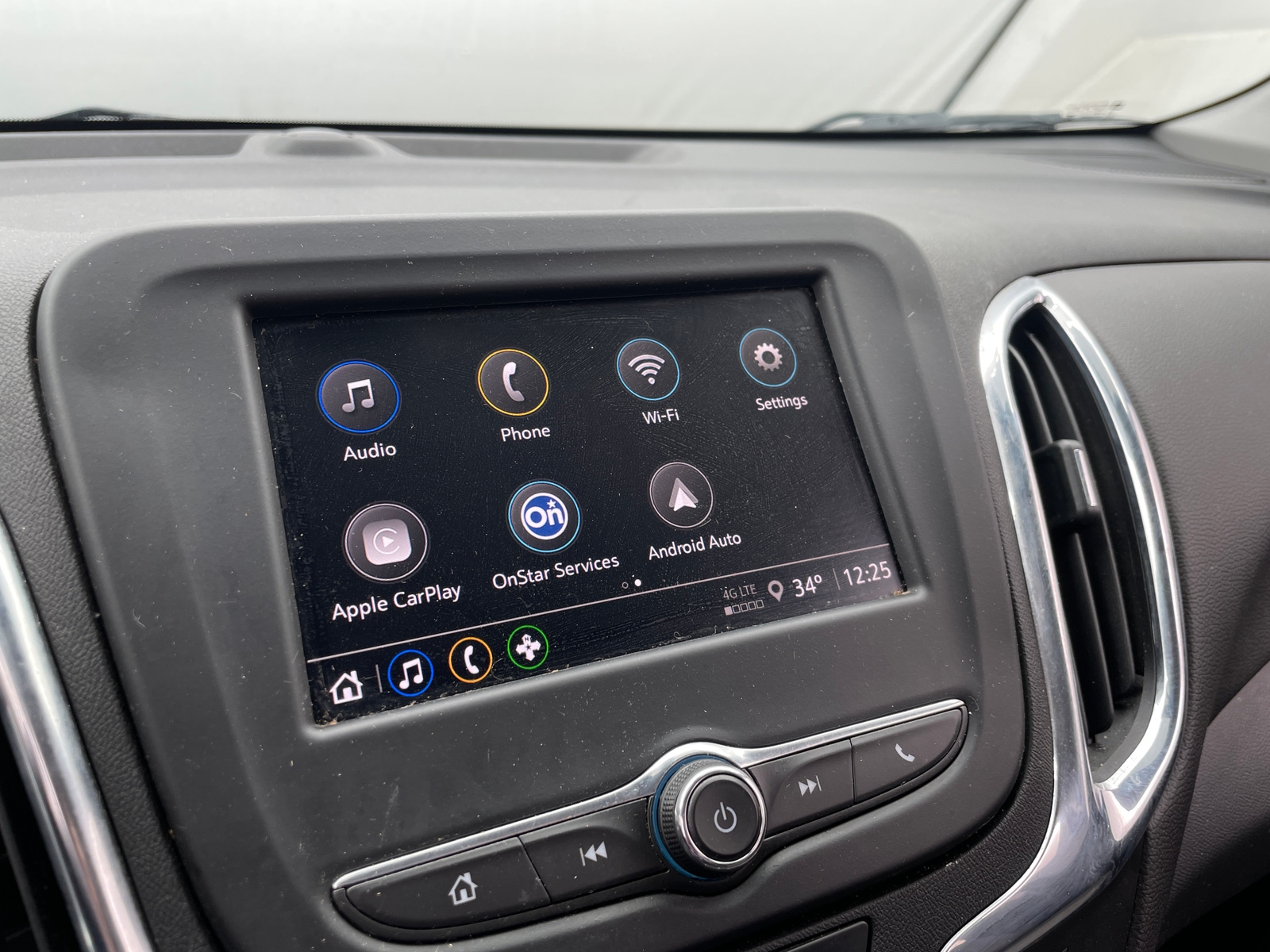 Thumbnail: 2022 Chevrolet Equinox - 4