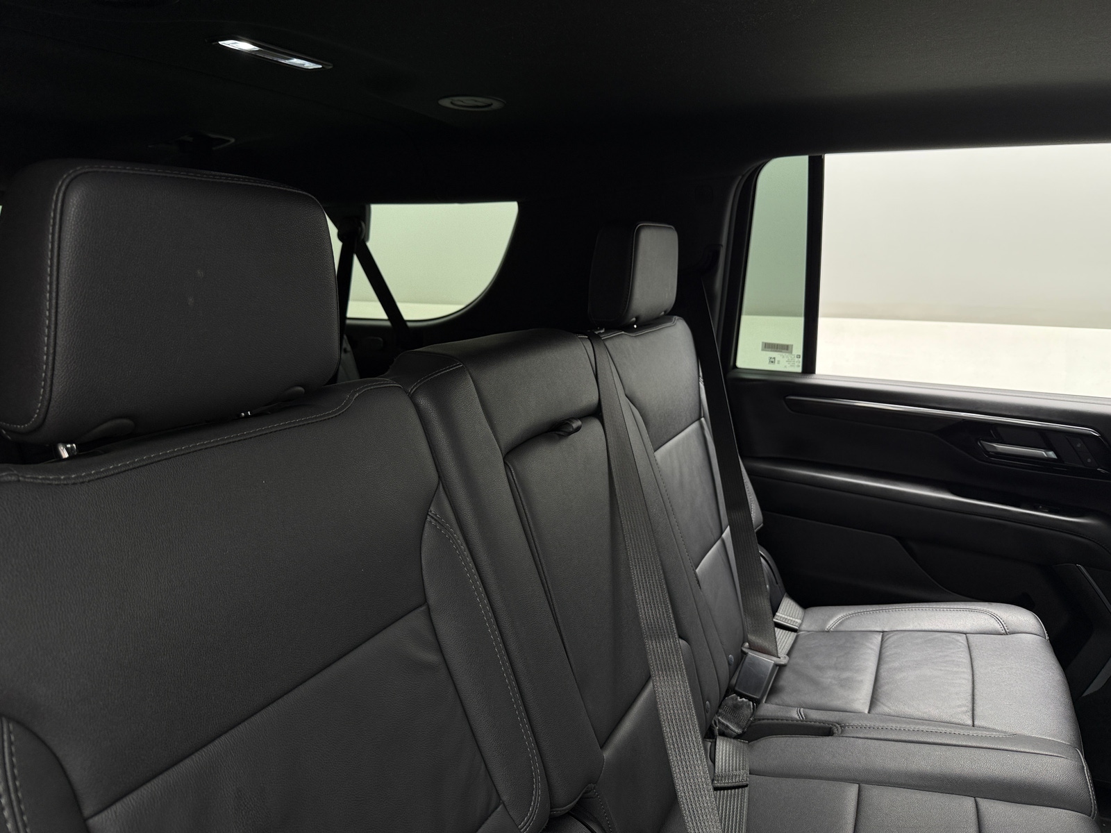 Thumbnail: 2025 Chevrolet Suburban - 5