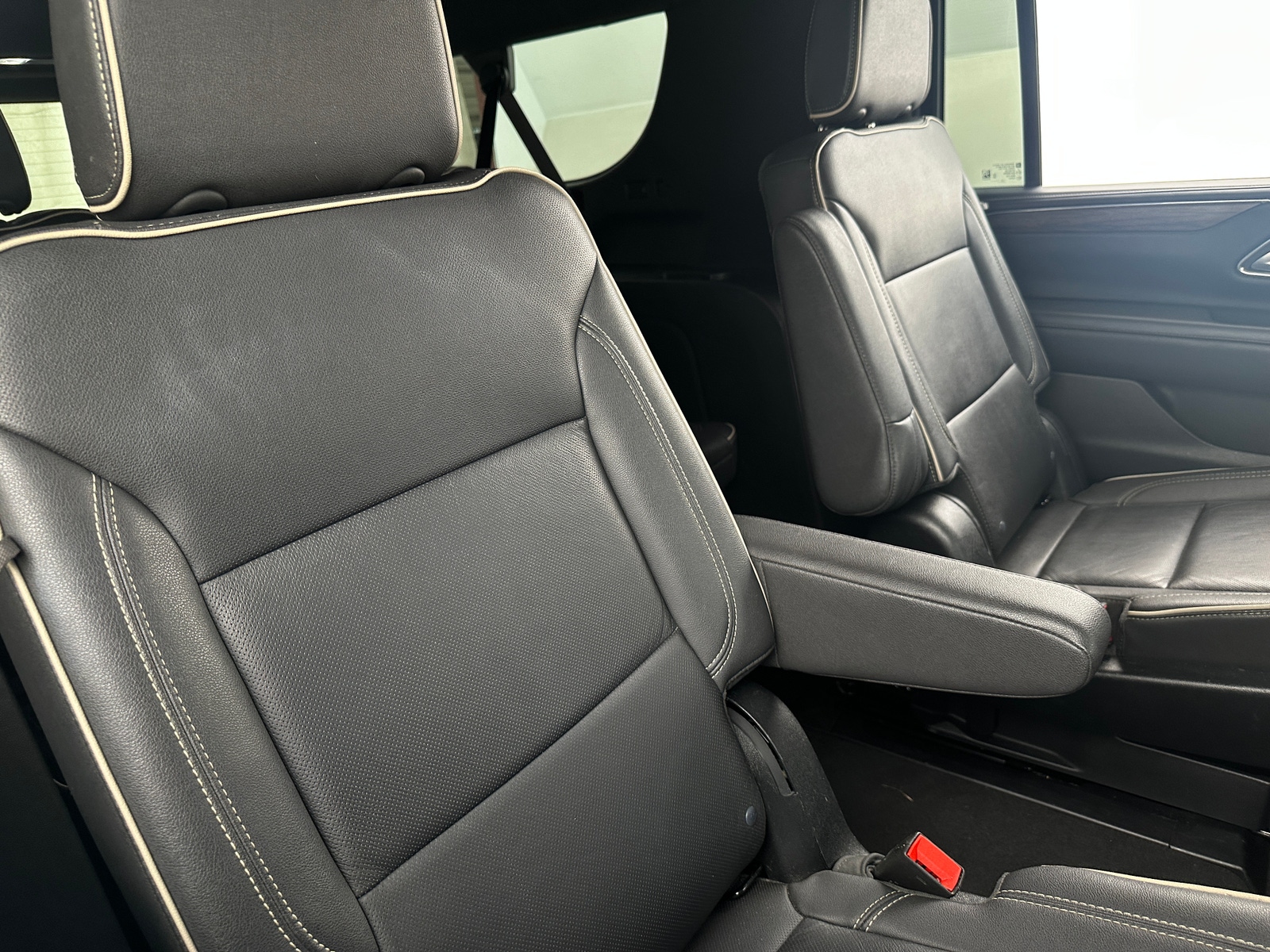 Thumbnail: 2023 Chevrolet Suburban - 5