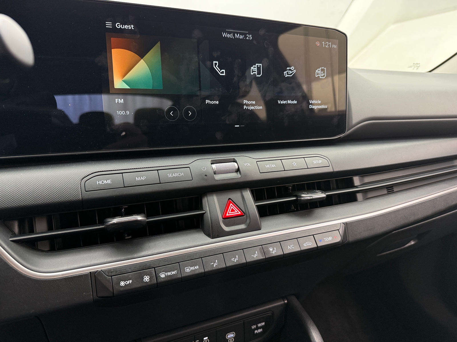 Thumbnail: 2025 Kia K4 - 4