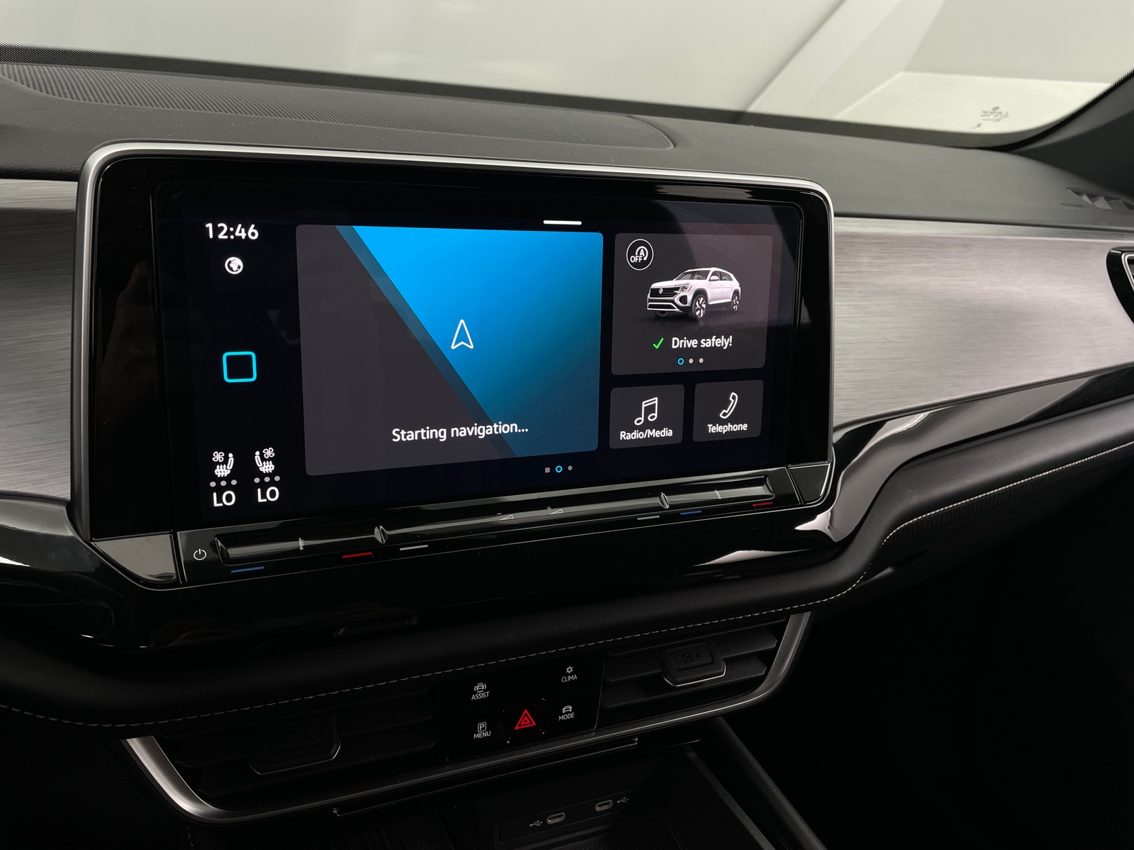 Thumbnail: 2025 Volkswagen Atlas - 3