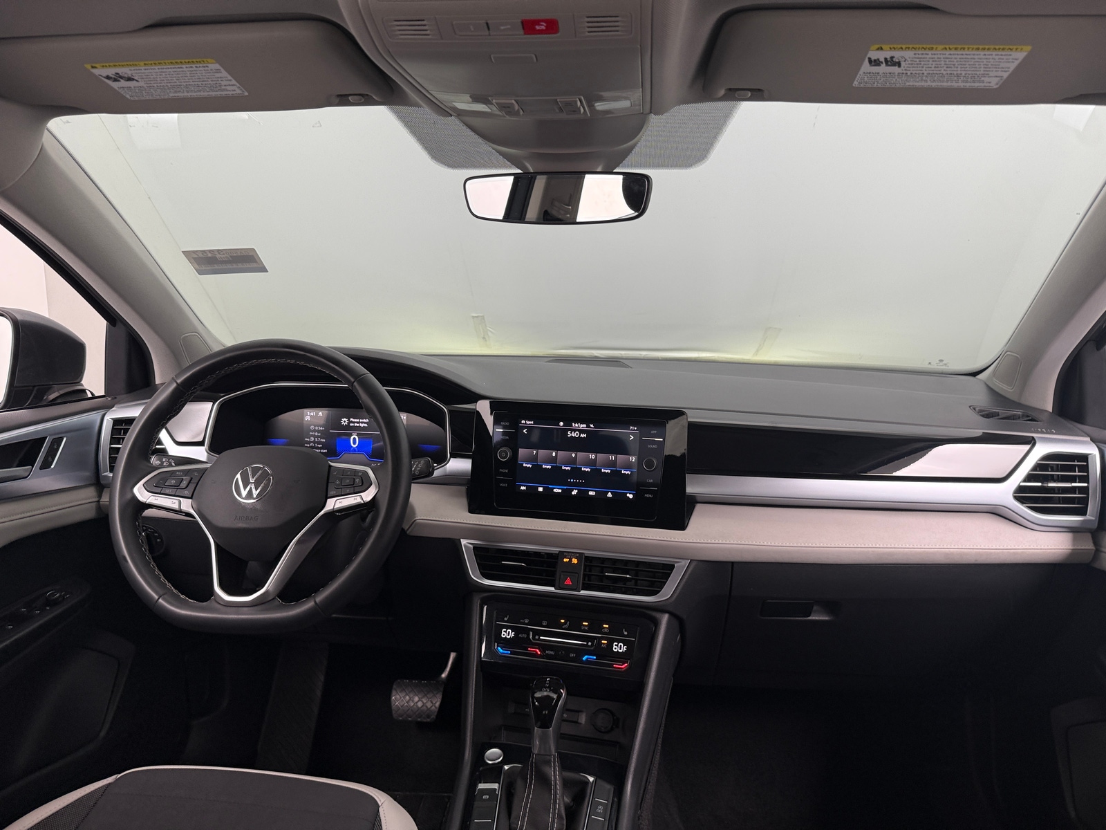 Thumbnail: 2025 Volkswagen Taos - 2