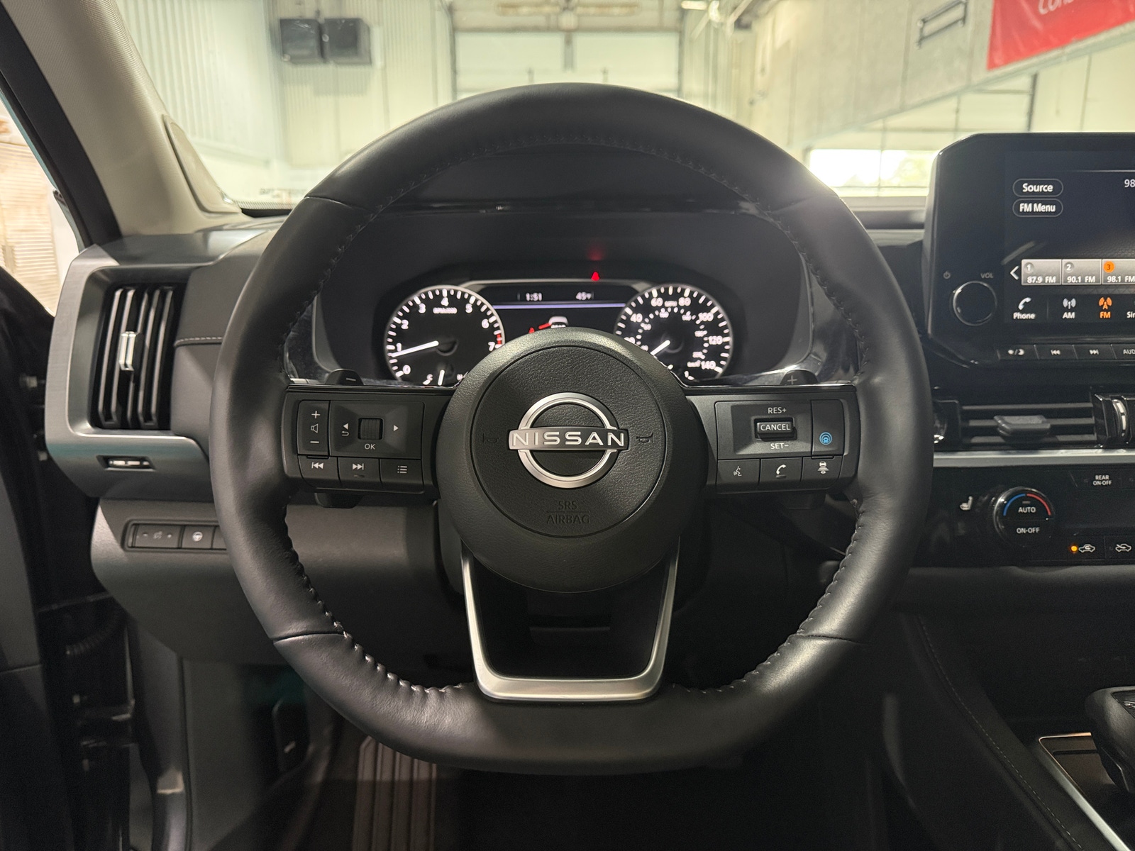 Thumbnail: 2025 Nissan Pathfinder - 4