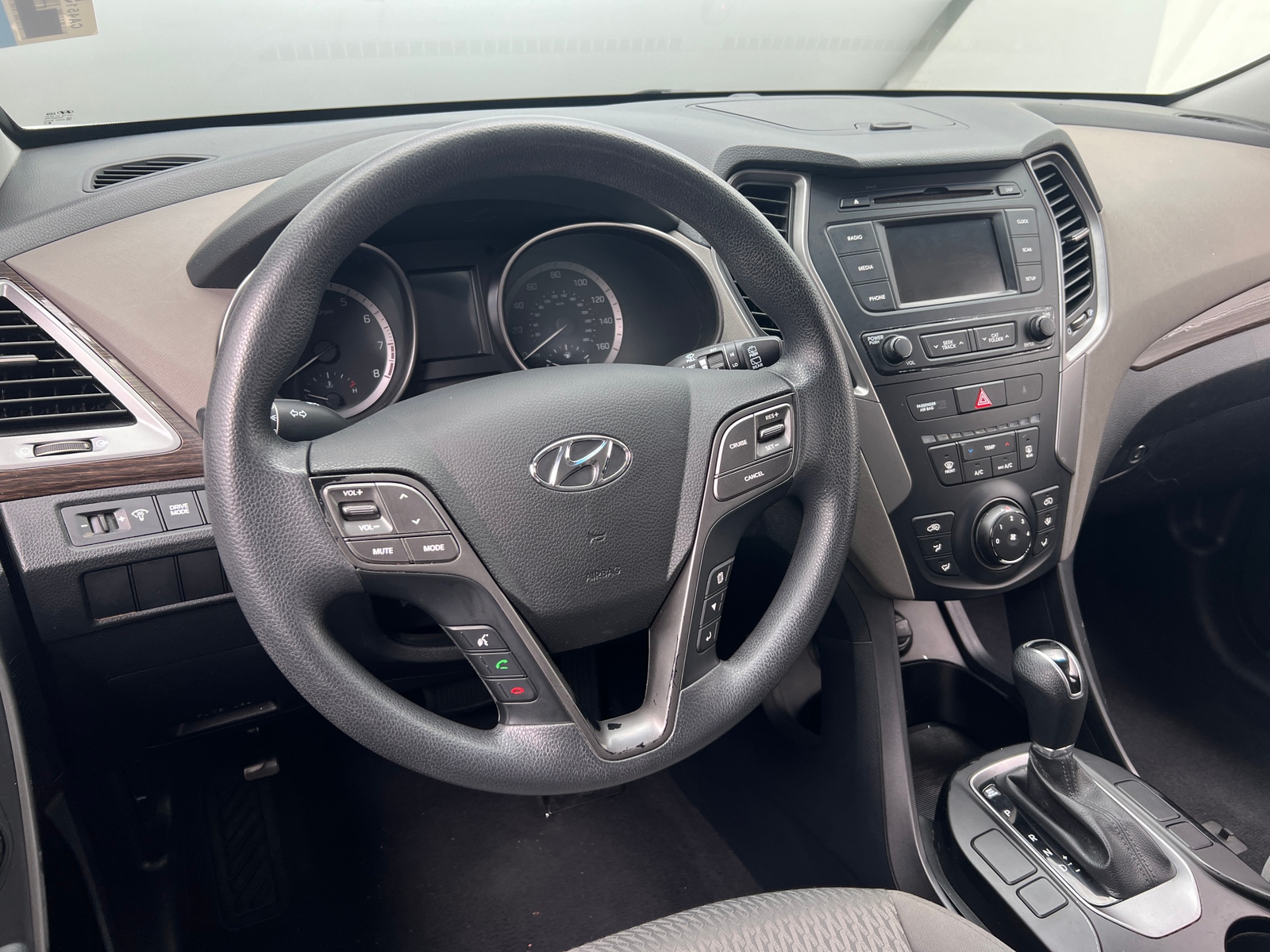 Thumbnail: 2017 Hyundai Santa Fe - 5