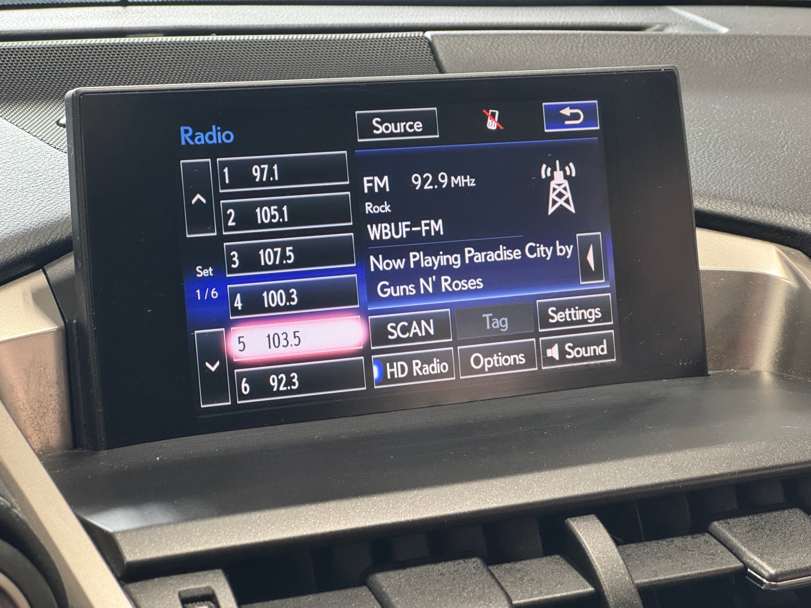 Thumbnail: 2016 Lexus NX - 3