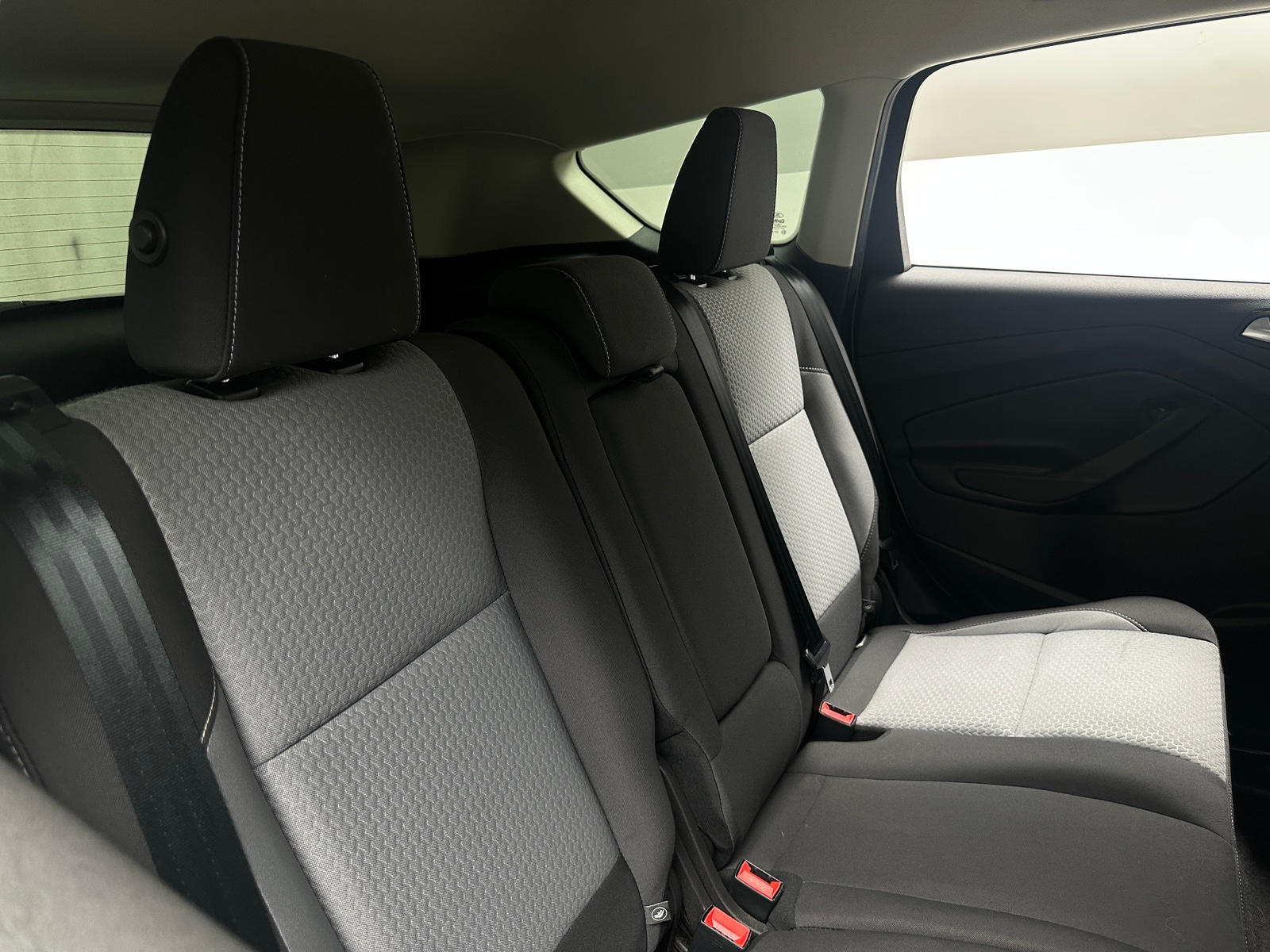 Thumbnail: 2017 Ford Escape - 6