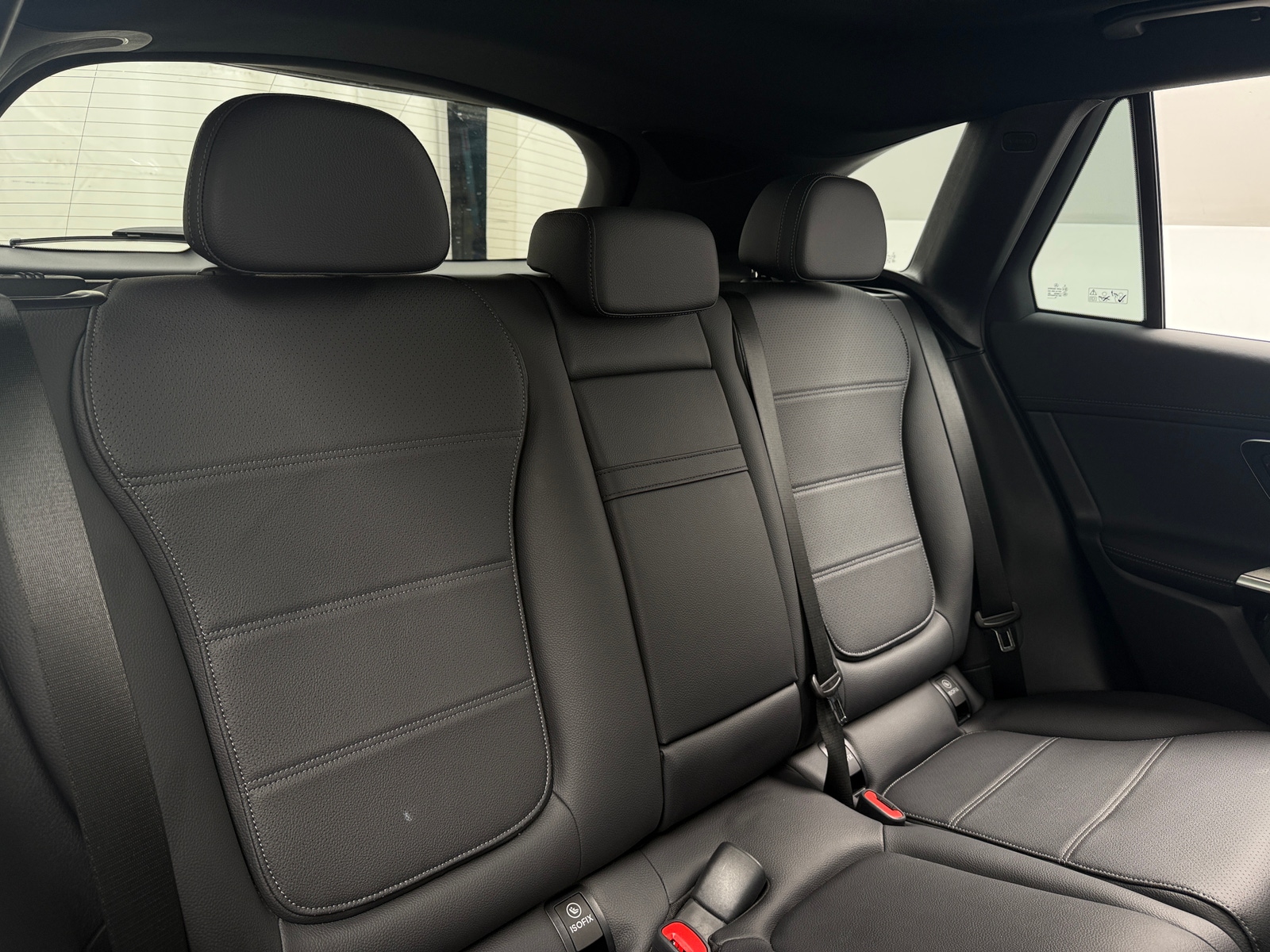 Thumbnail: 2025 Mercedes-Benz GLC - 5