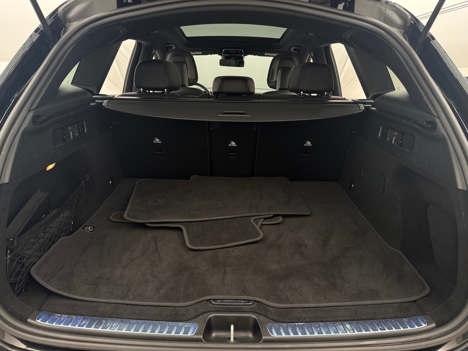 Thumbnail: 2025 Mercedes-Benz GLC - 6