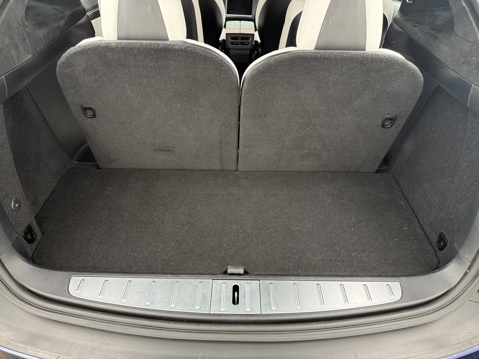 Thumbnail: 2021 Tesla Model X - 6