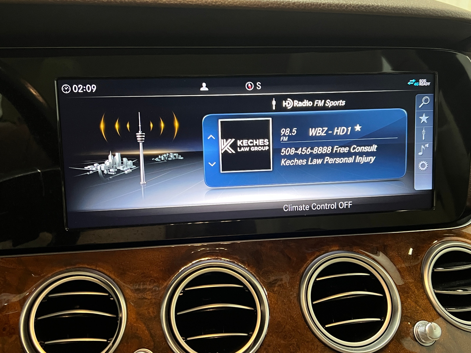 Thumbnail: 2019 Mercedes-Benz E-Class - 3