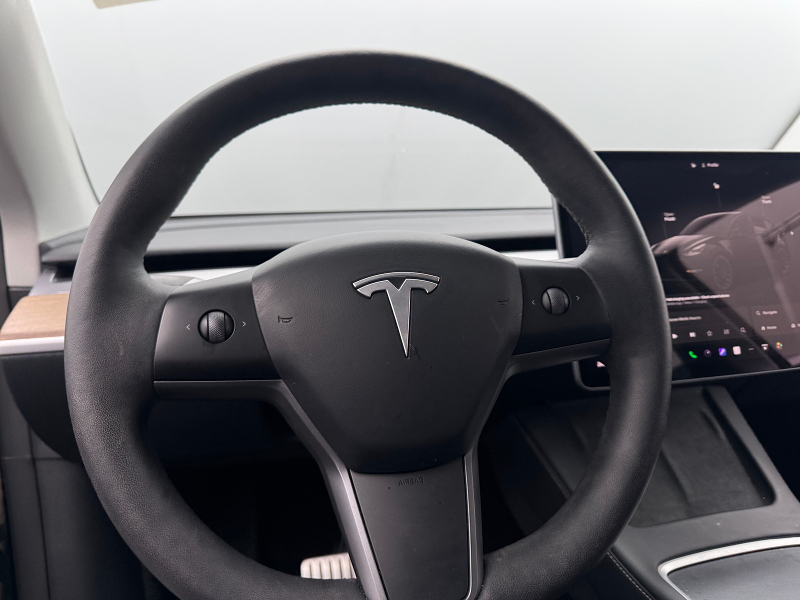 Thumbnail: 2023 Tesla Model Y - 4