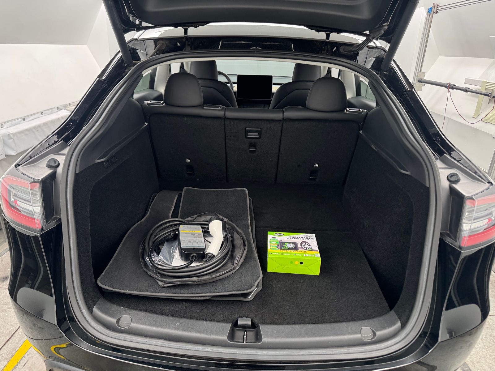 Thumbnail: 2023 Tesla Model Y - 6