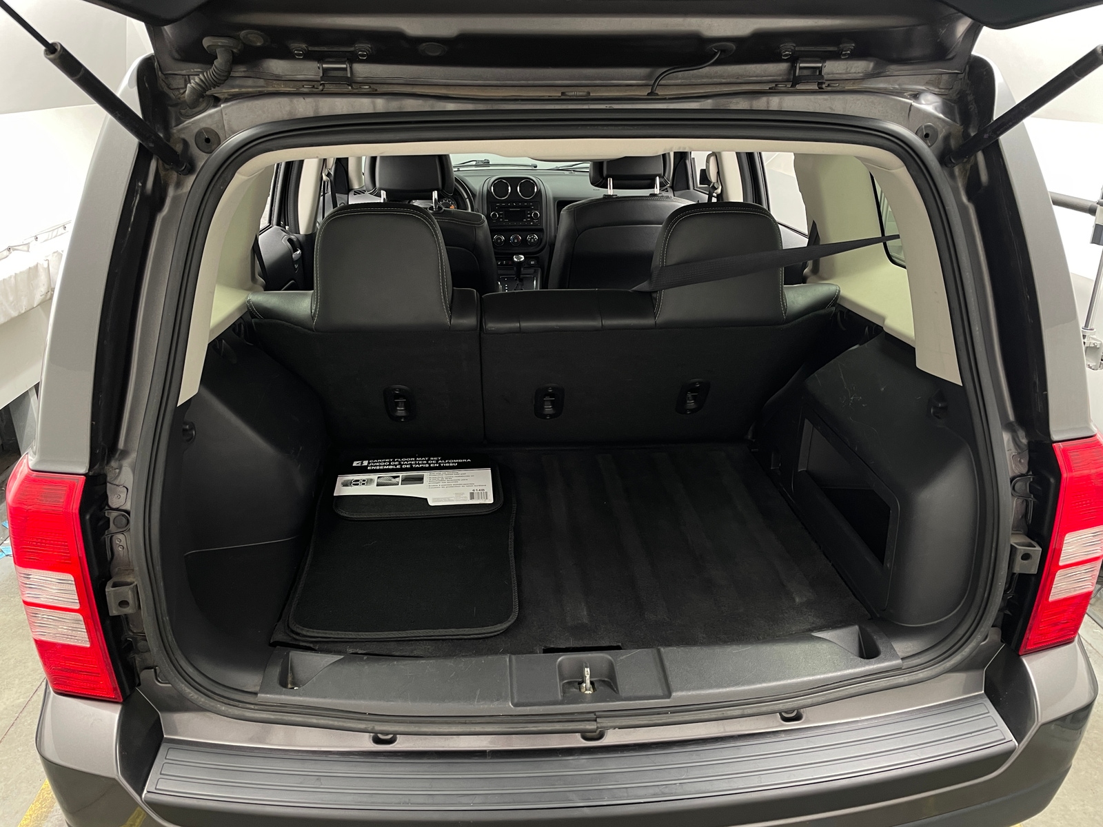 Thumbnail: 2016 Jeep Patriot - 6