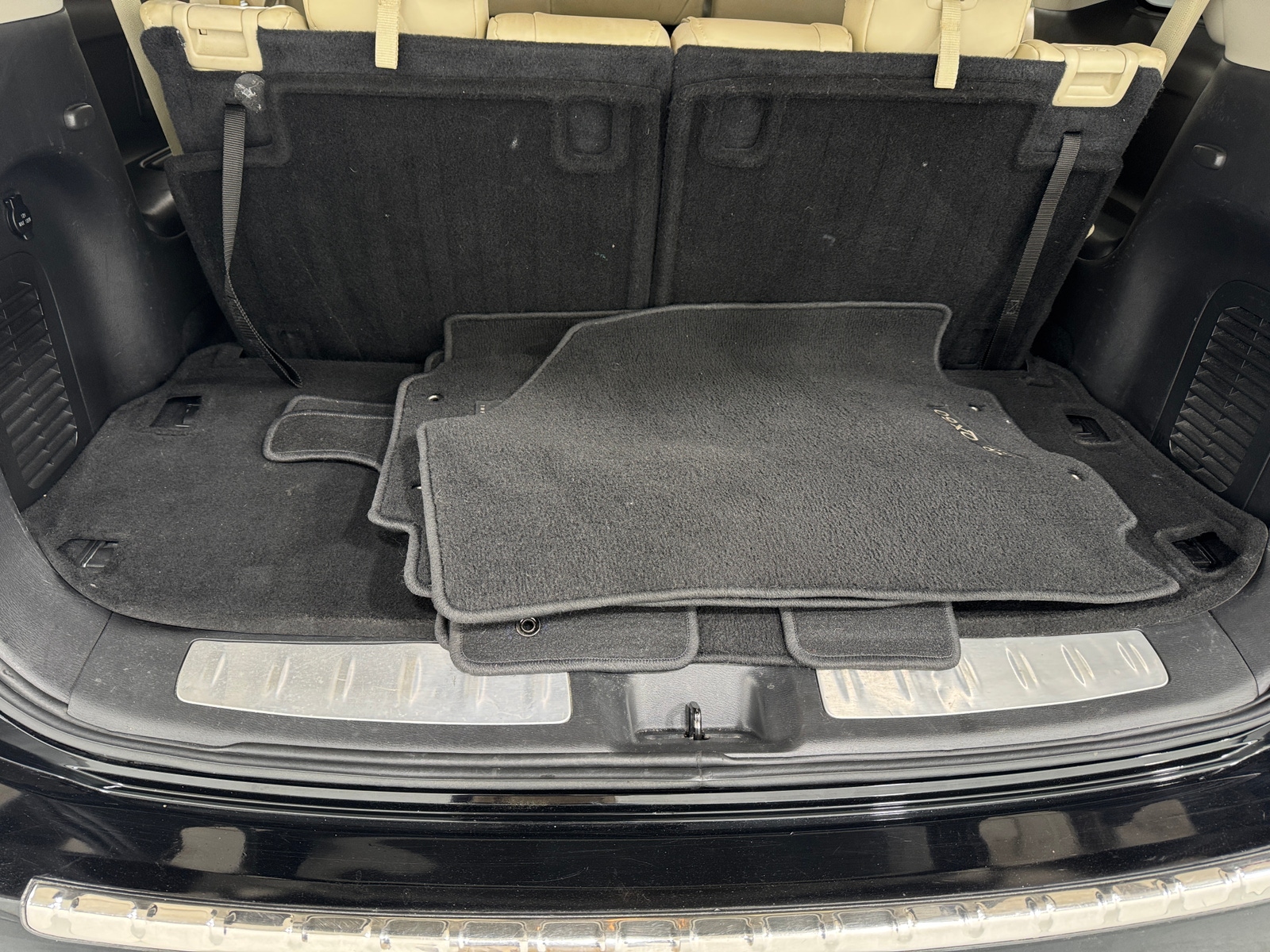 Thumbnail: 2017 INFINITI QX60 - 6