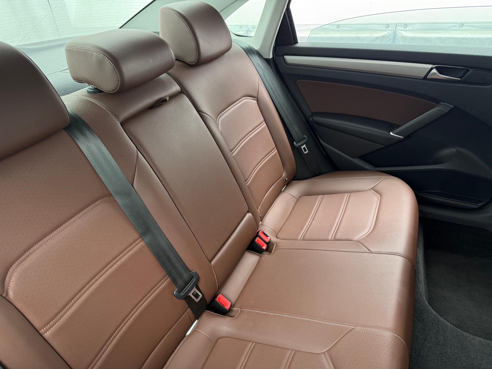 Thumbnail: 2020 Volkswagen Passat - 5