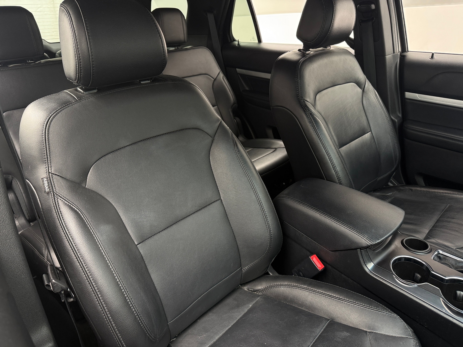 Thumbnail: 2016 Ford Explorer - 2