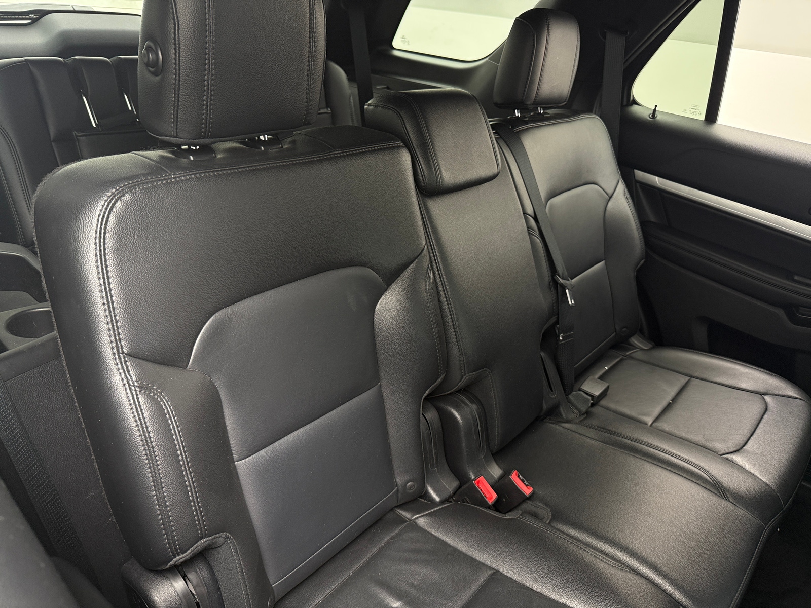 Thumbnail: 2016 Ford Explorer - 6