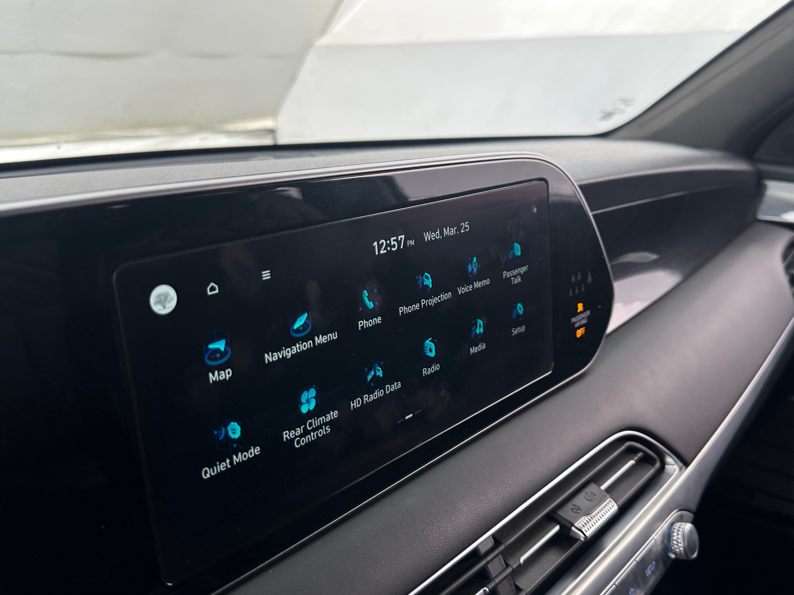 Thumbnail: 2022 Hyundai Palisade - 3