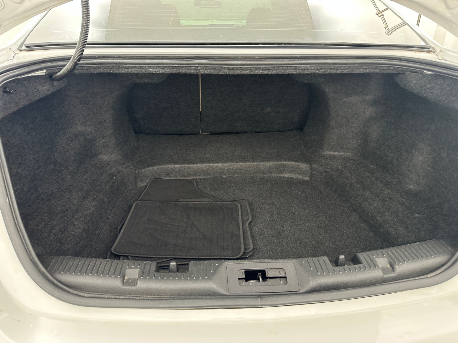 Thumbnail: 2013 Ford Taurus - 6