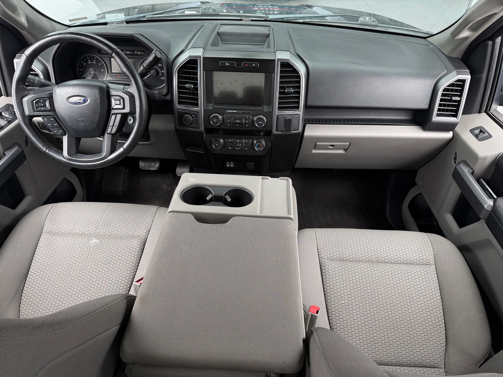 Thumbnail: 2019 Ford Econoline - 3