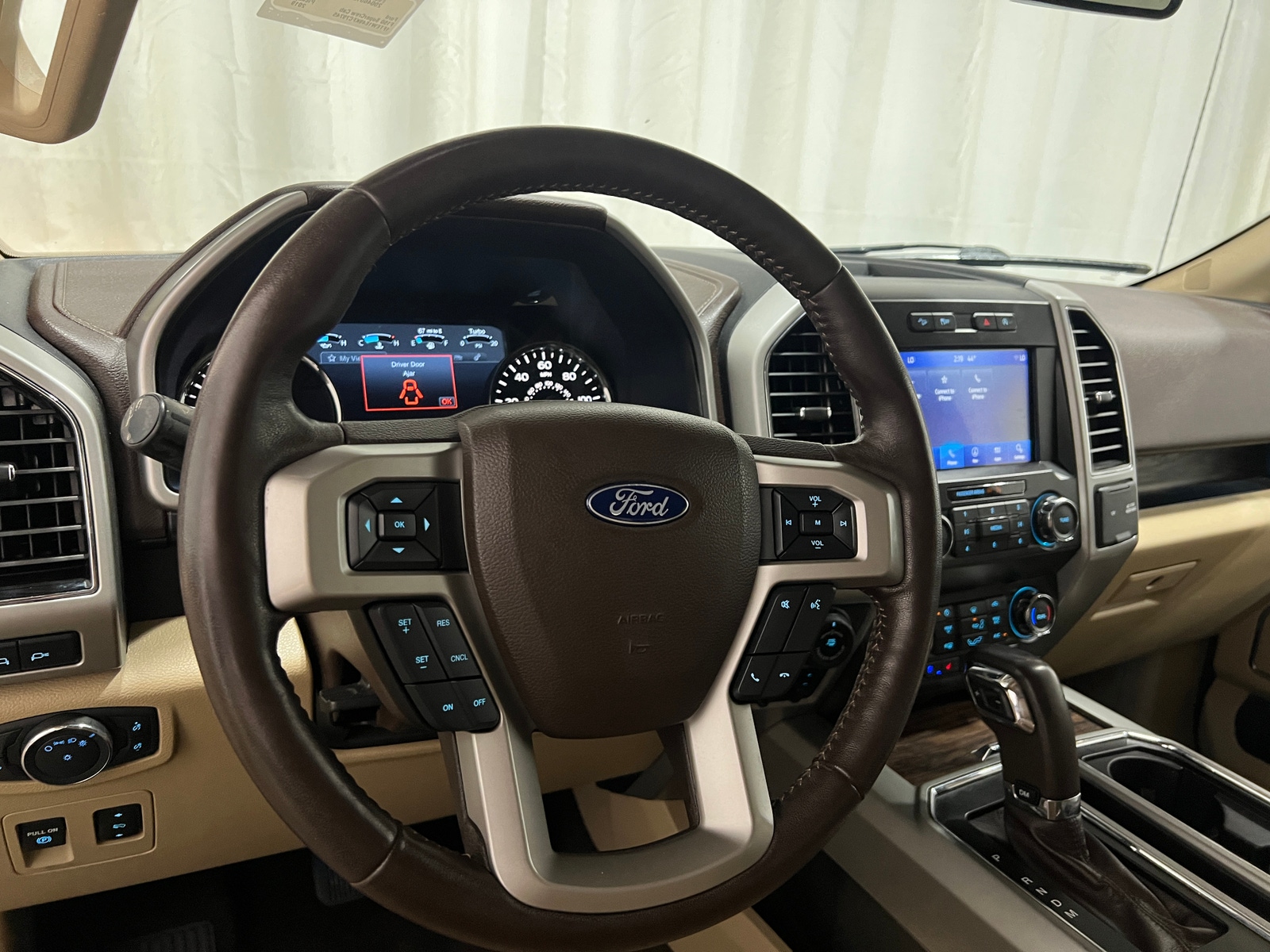 Thumbnail: 2019 Ford Econoline - 4