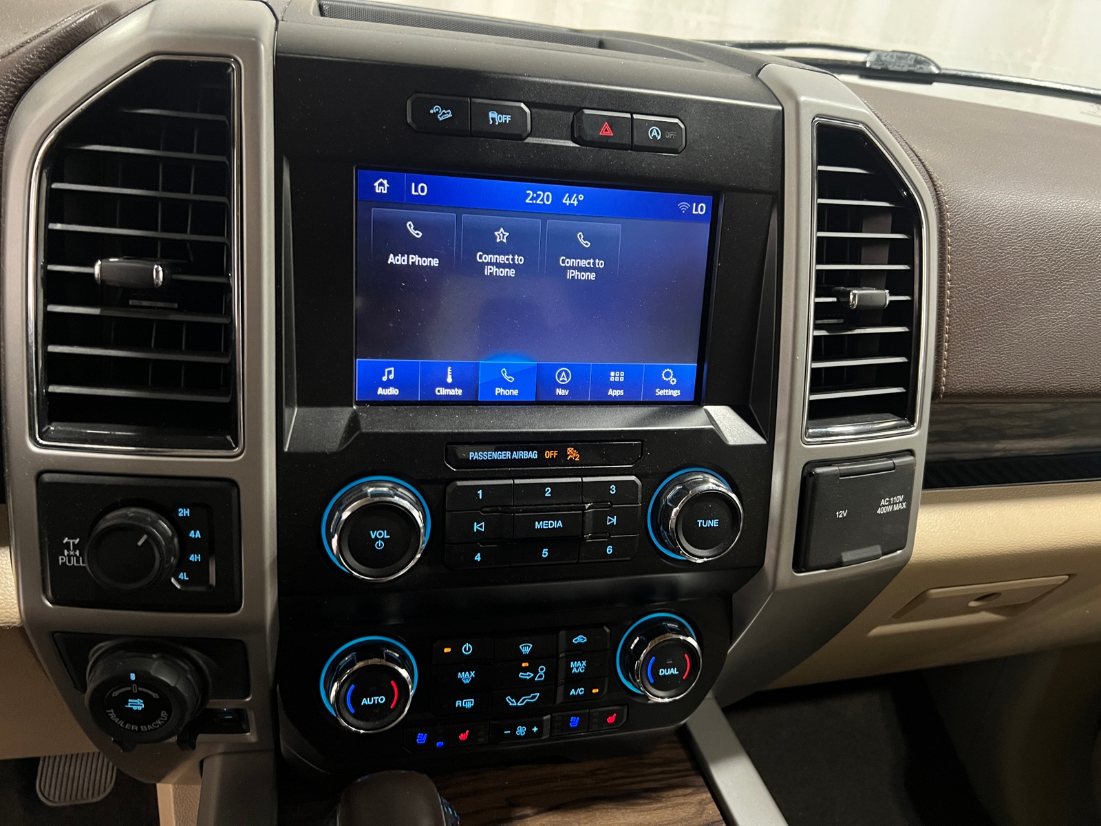 Thumbnail: 2019 Ford Econoline - 3