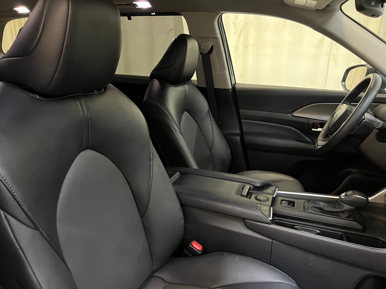 Thumbnail: 2025 Toyota Grand Highlander - 2