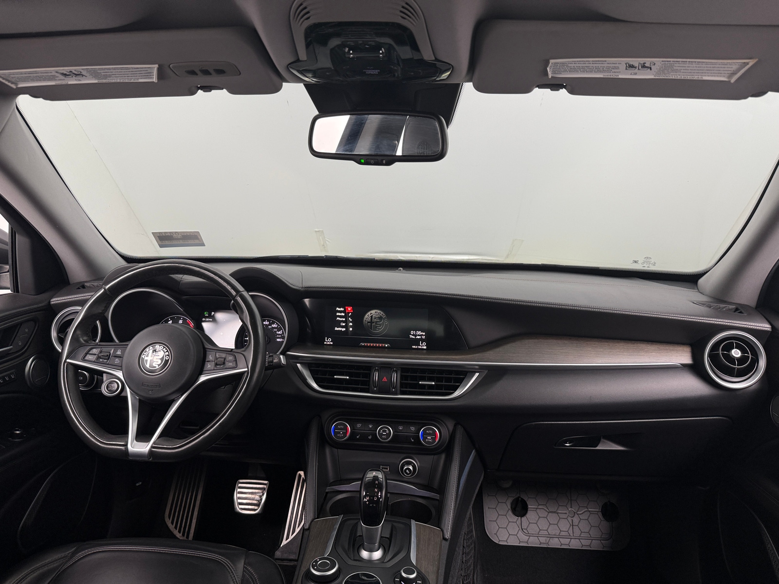 Thumbnail: 2019 Alfa Romeo Stelvio - 2