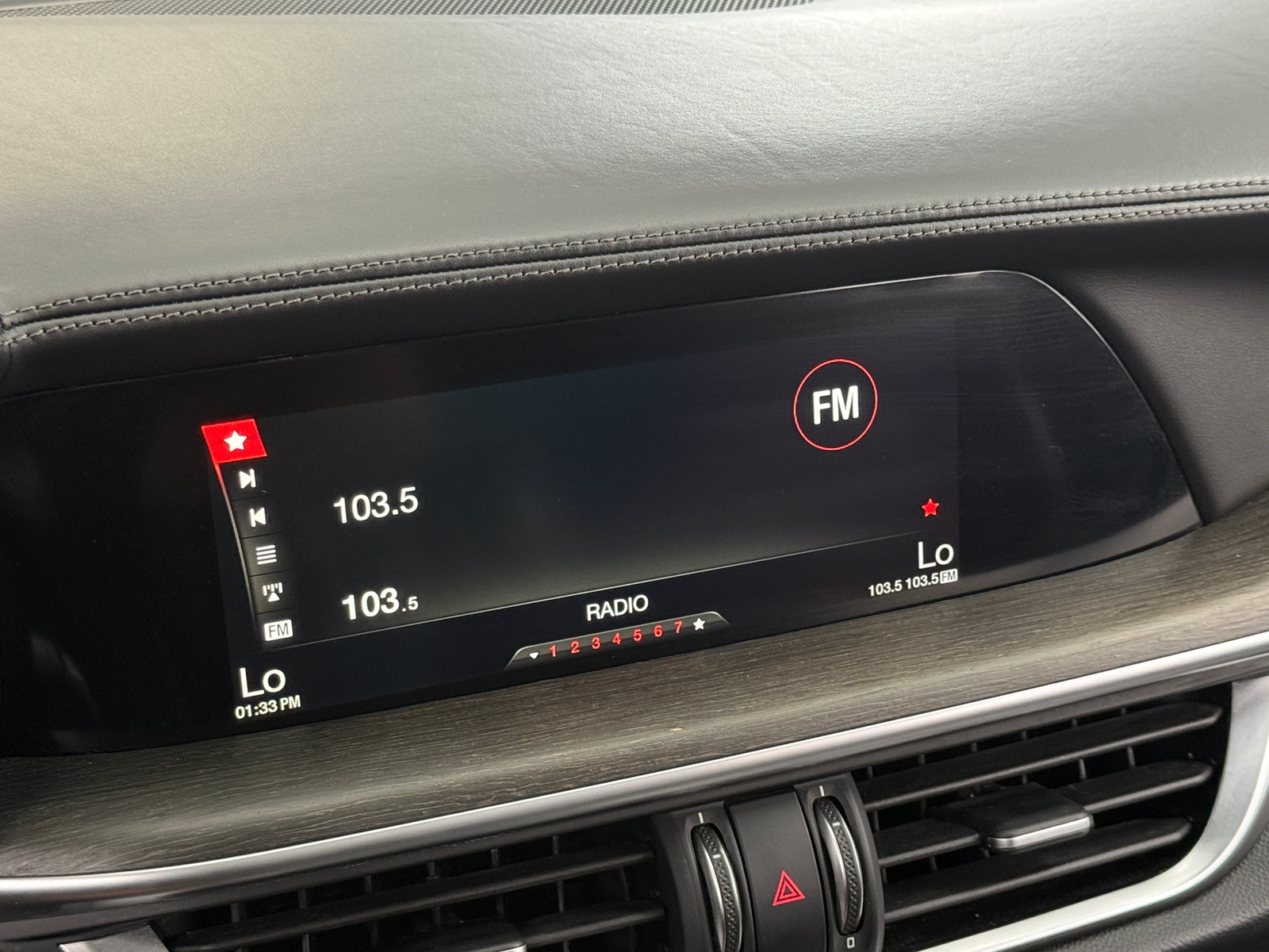 Thumbnail: 2019 Alfa Romeo Stelvio - 3