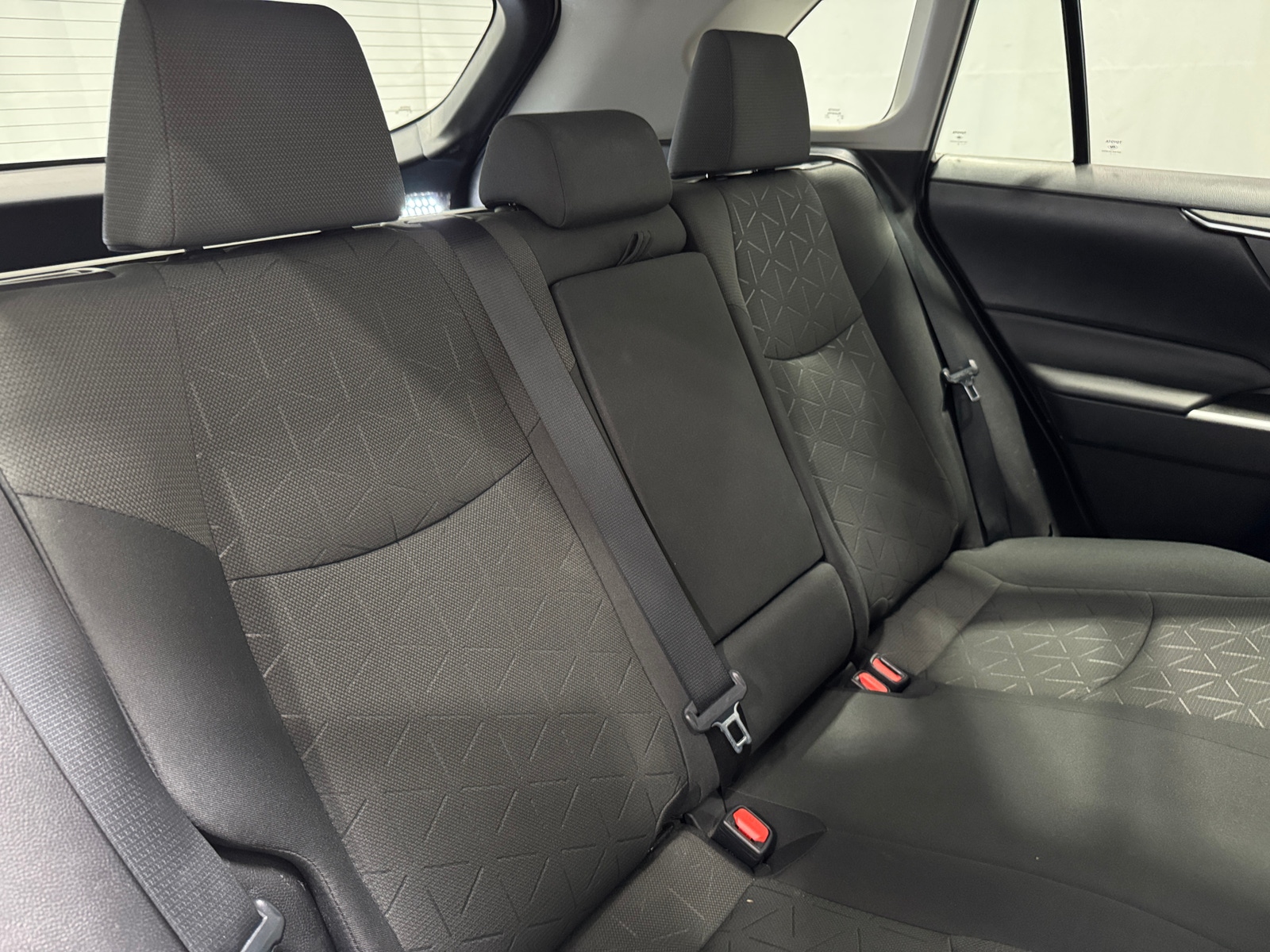 Thumbnail: 2021 Toyota RAV4 - 6