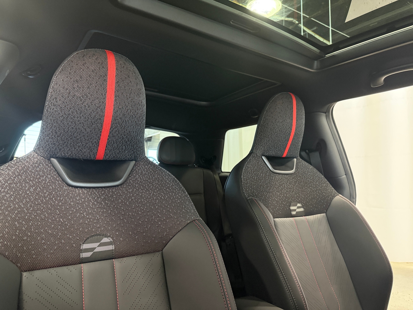 Thumbnail: 2026 MINI Cooper Hardtop - 2