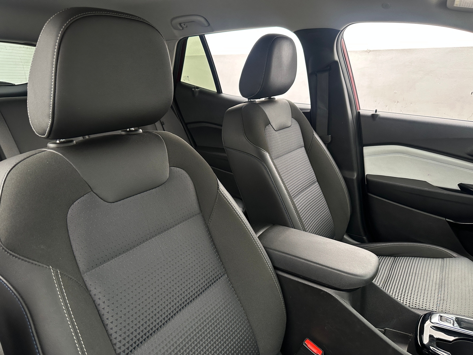 Thumbnail: 2025 Chevrolet Trax - 2