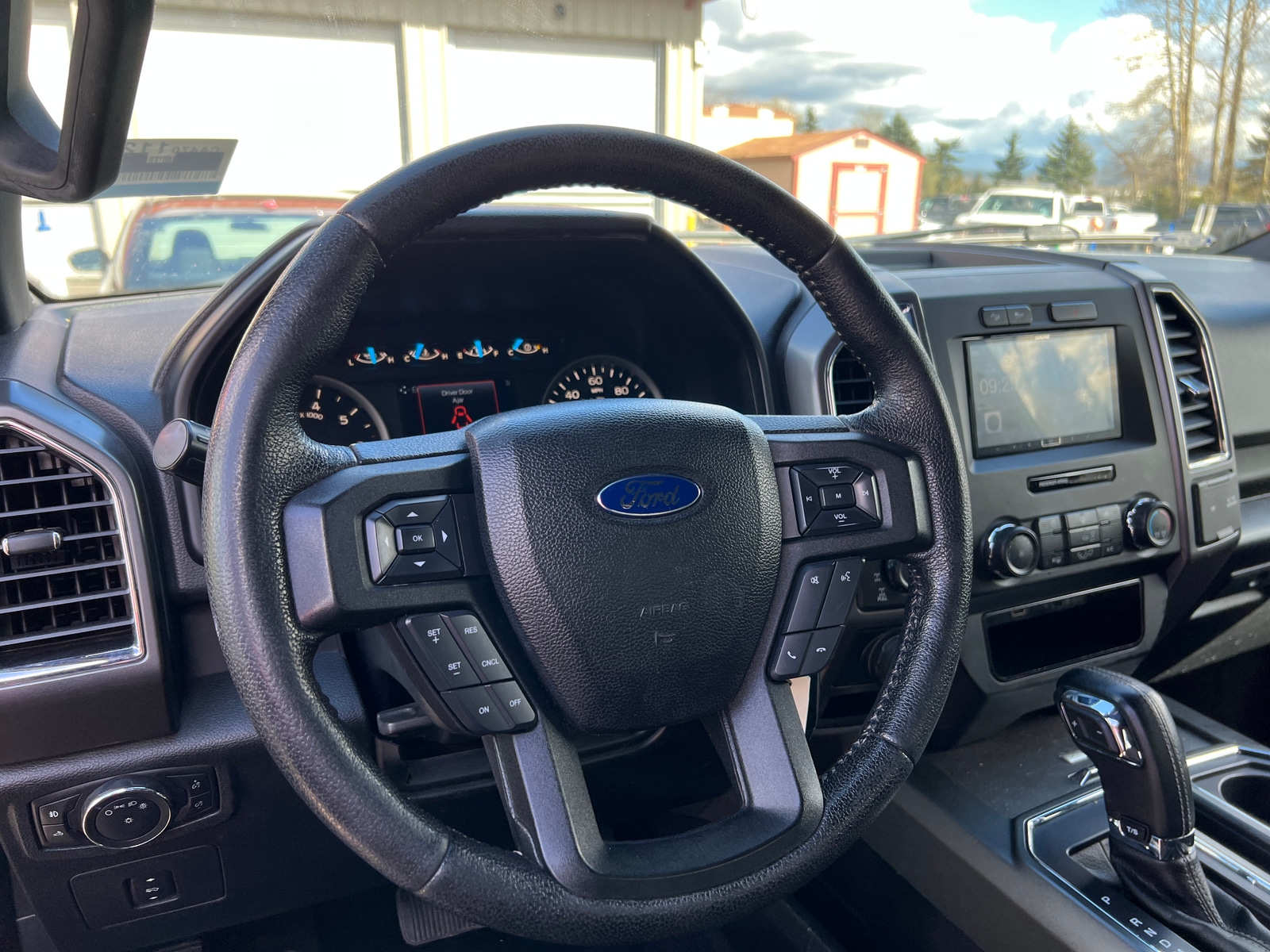 Thumbnail: 2016 Ford Econoline - 5