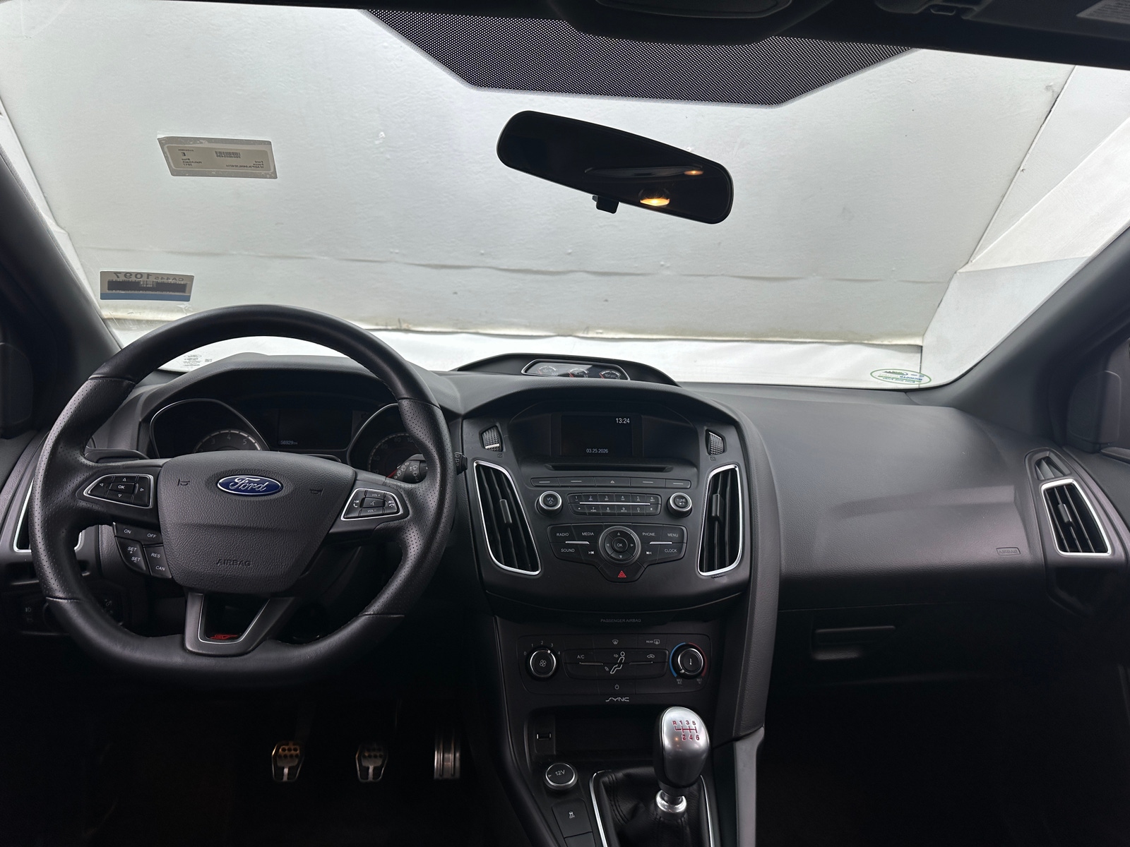 Thumbnail: 2017 Ford Focus - 3