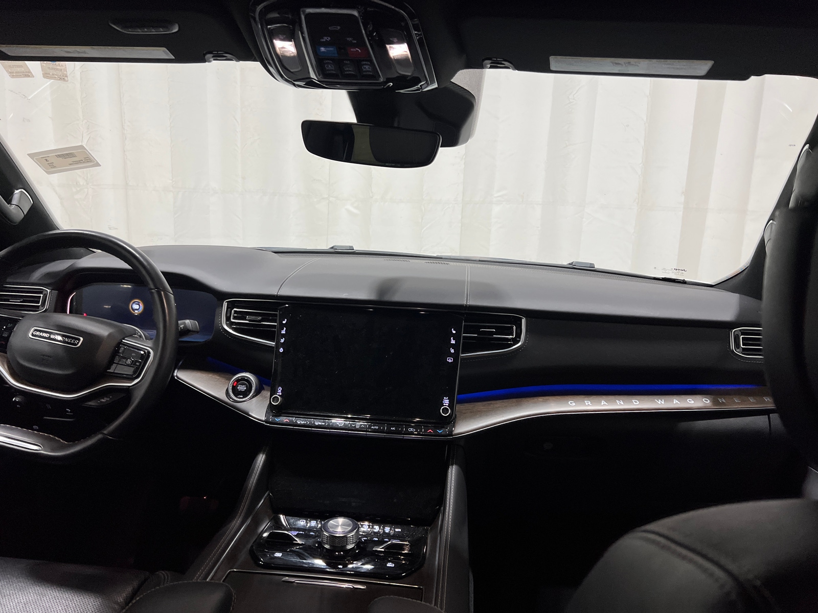 Thumbnail: 2023 Jeep Grand Wagoneer - 2